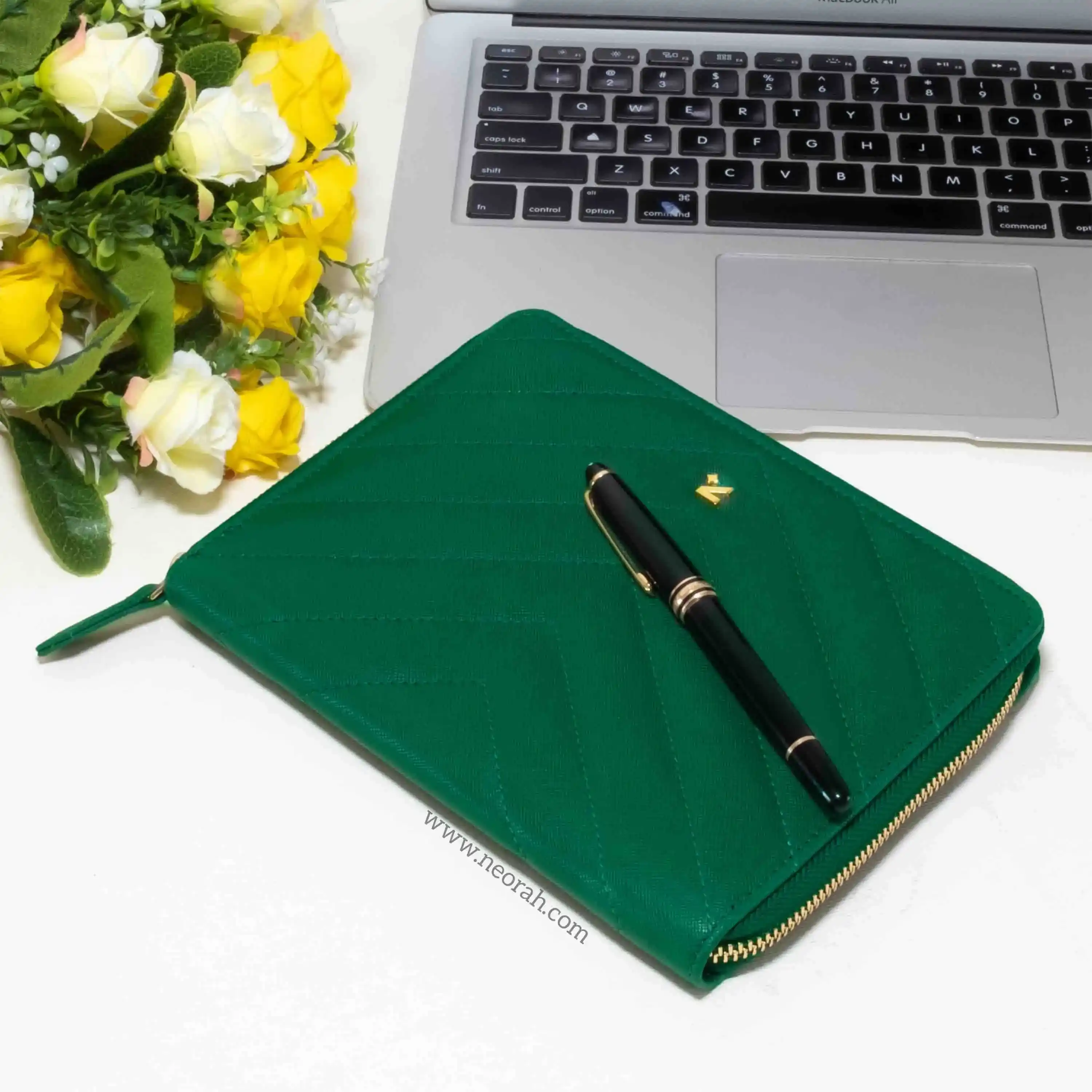 A5 - REFILLABLE QUILTED ORGANISER SLEEVE - ZIP - Image 16