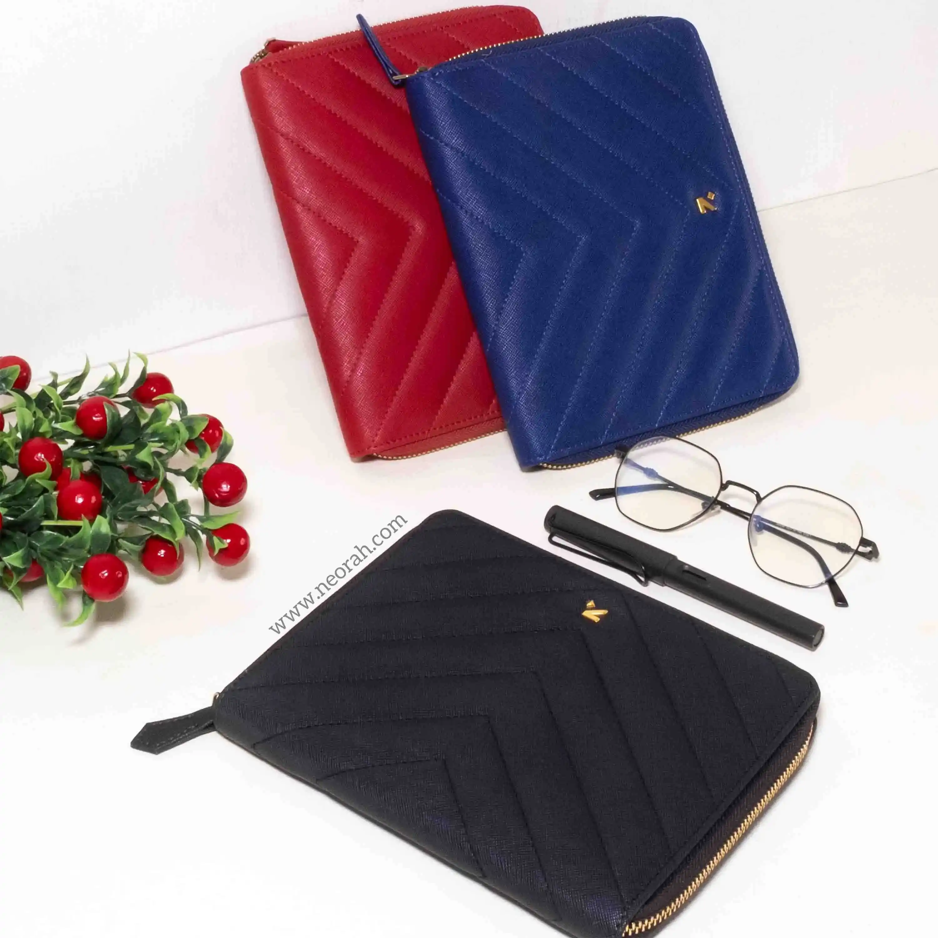 A5 - REFILLABLE QUILTED ORGANISER SLEEVE - ZIP - Image 26