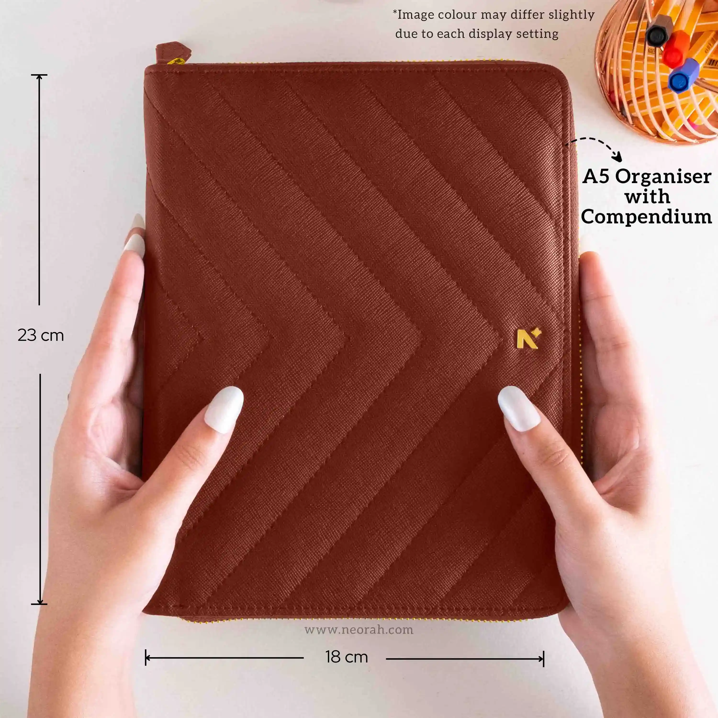 A5 - REFILLABLE QUILTED ORGANISER SLEEVE - ZIP - Image 34