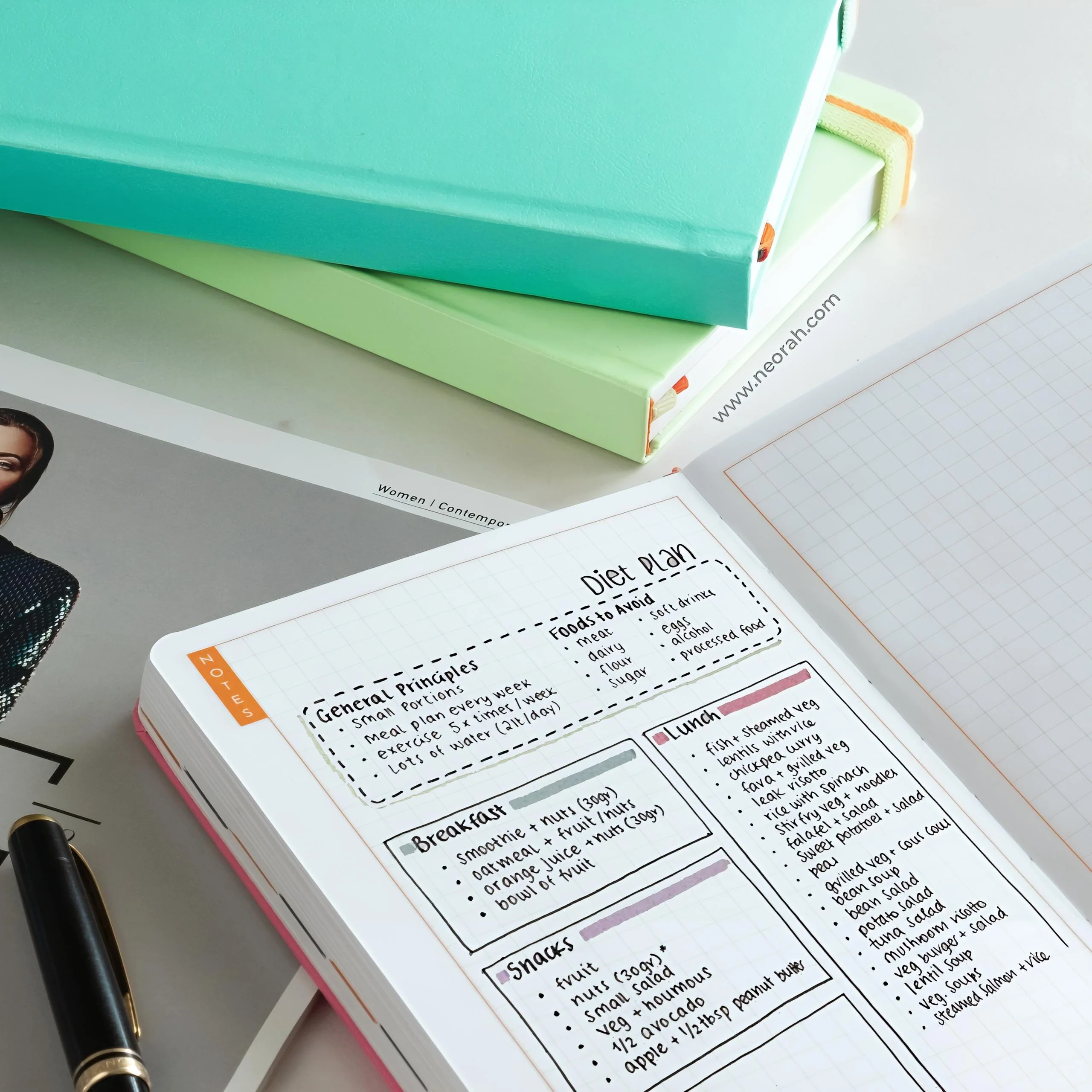 PETITE - UNDATED - WEEKLY PLANNER - HARD COVER - Image 16