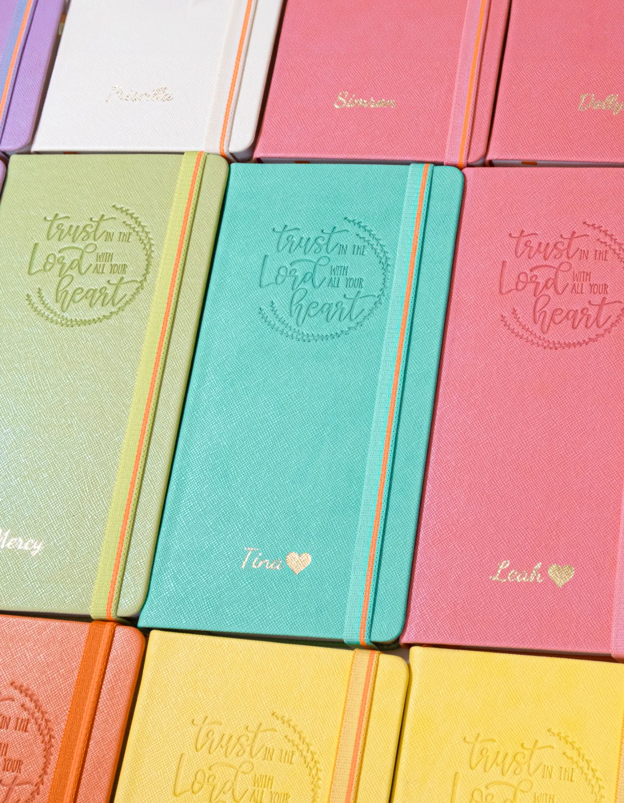PETITE - UNDATED - WEEKLY PLANNER - HARD COVER - Image 20