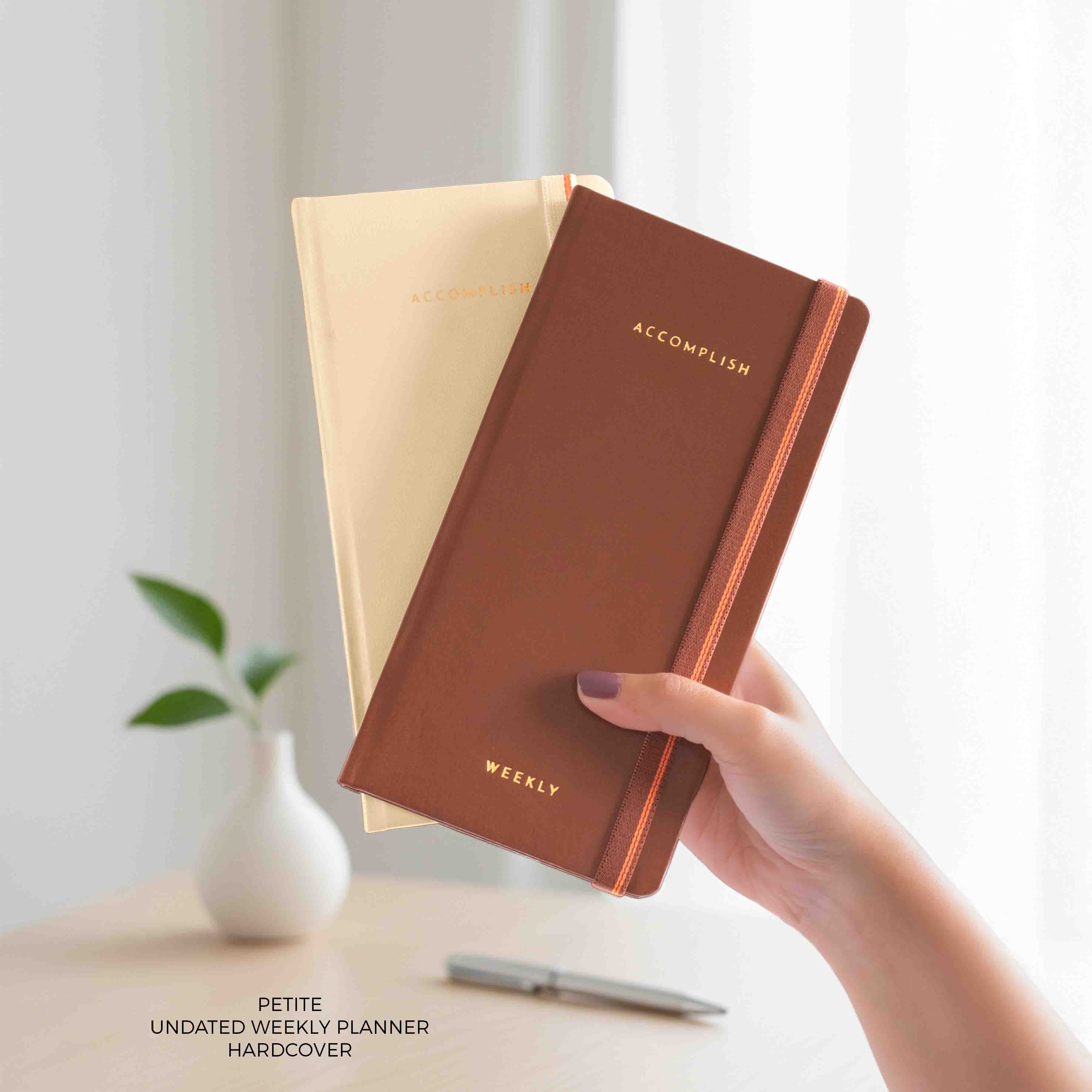 PETITE - UNDATED - WEEKLY PLANNER - HARD COVER - Image 27