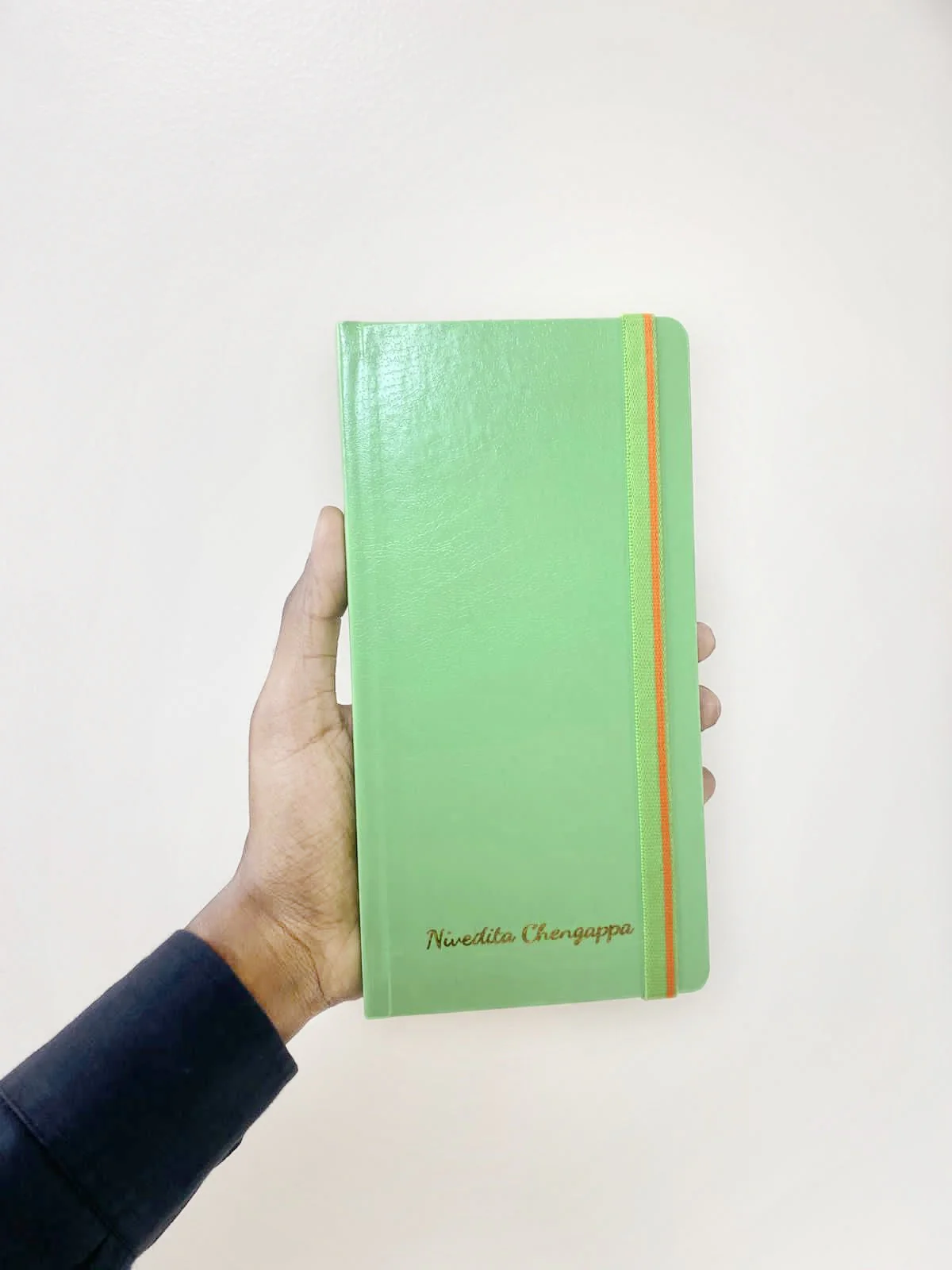 PETITE - UNDATED - WEEKLY PLANNER - HARD COVER - Image 97