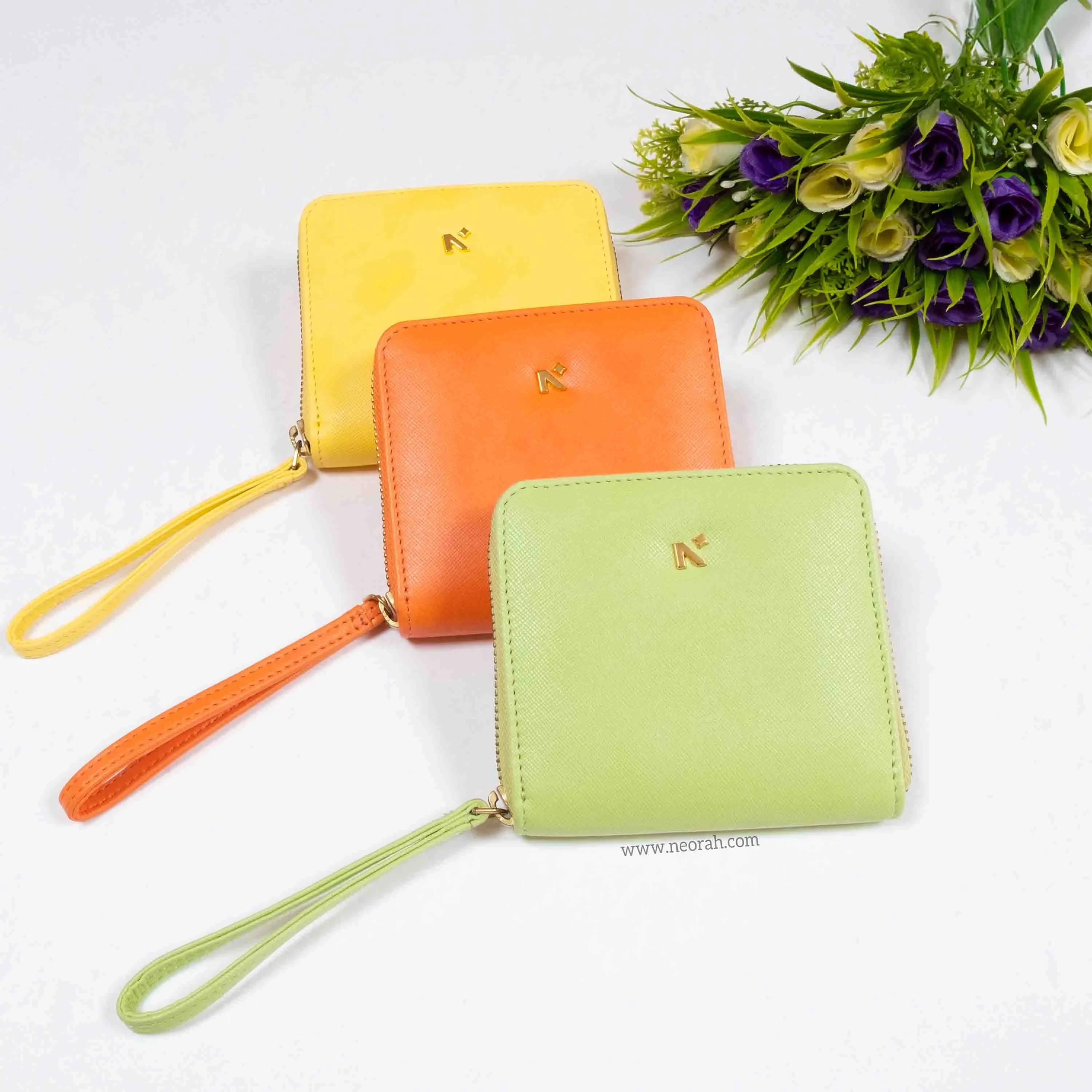 BIJOU - WOMEN ZIP AROUND WALLET WITH WRISTLET - Image 74