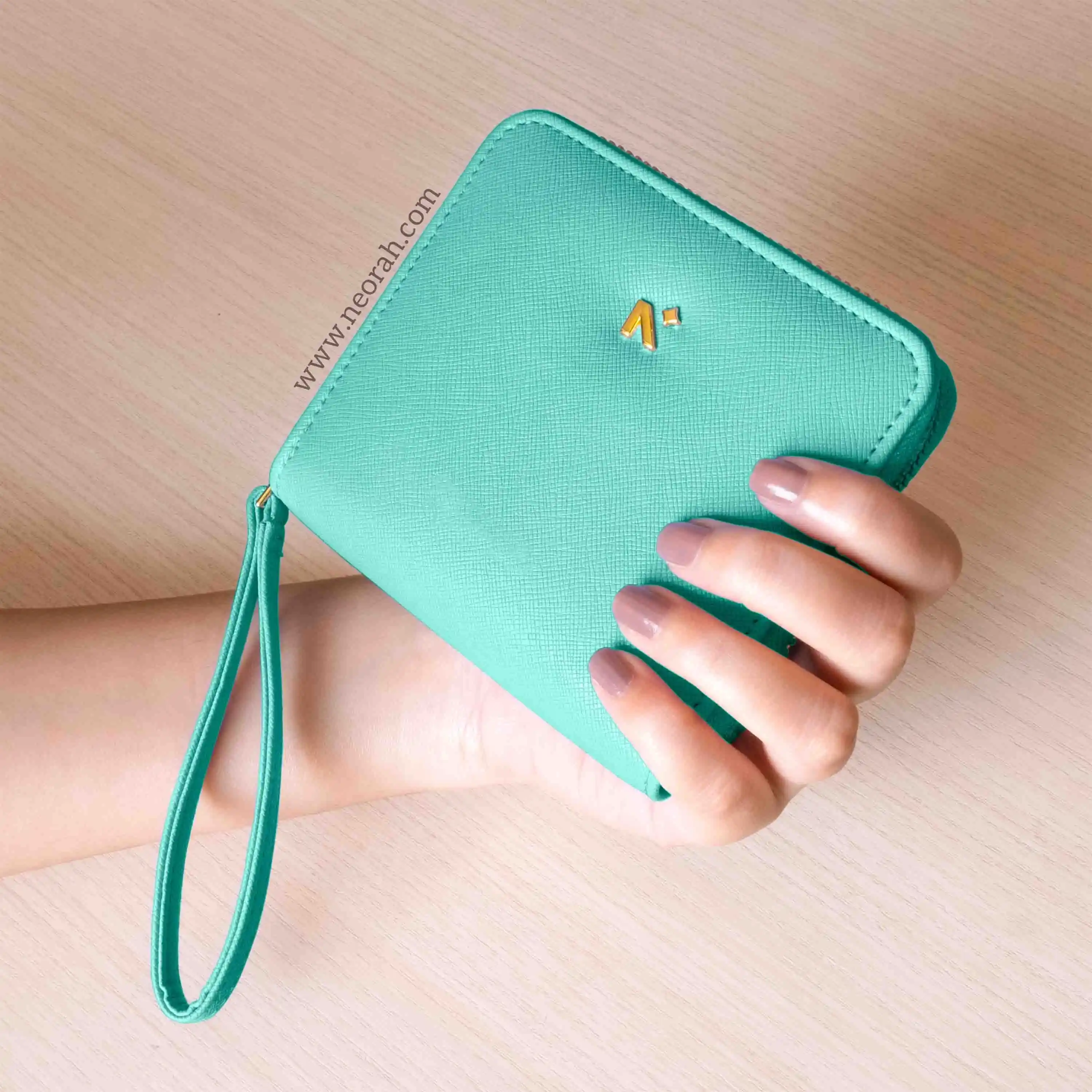 BIJOU - WOMEN ZIP AROUND WALLET WITH WRISTLET - Image 83