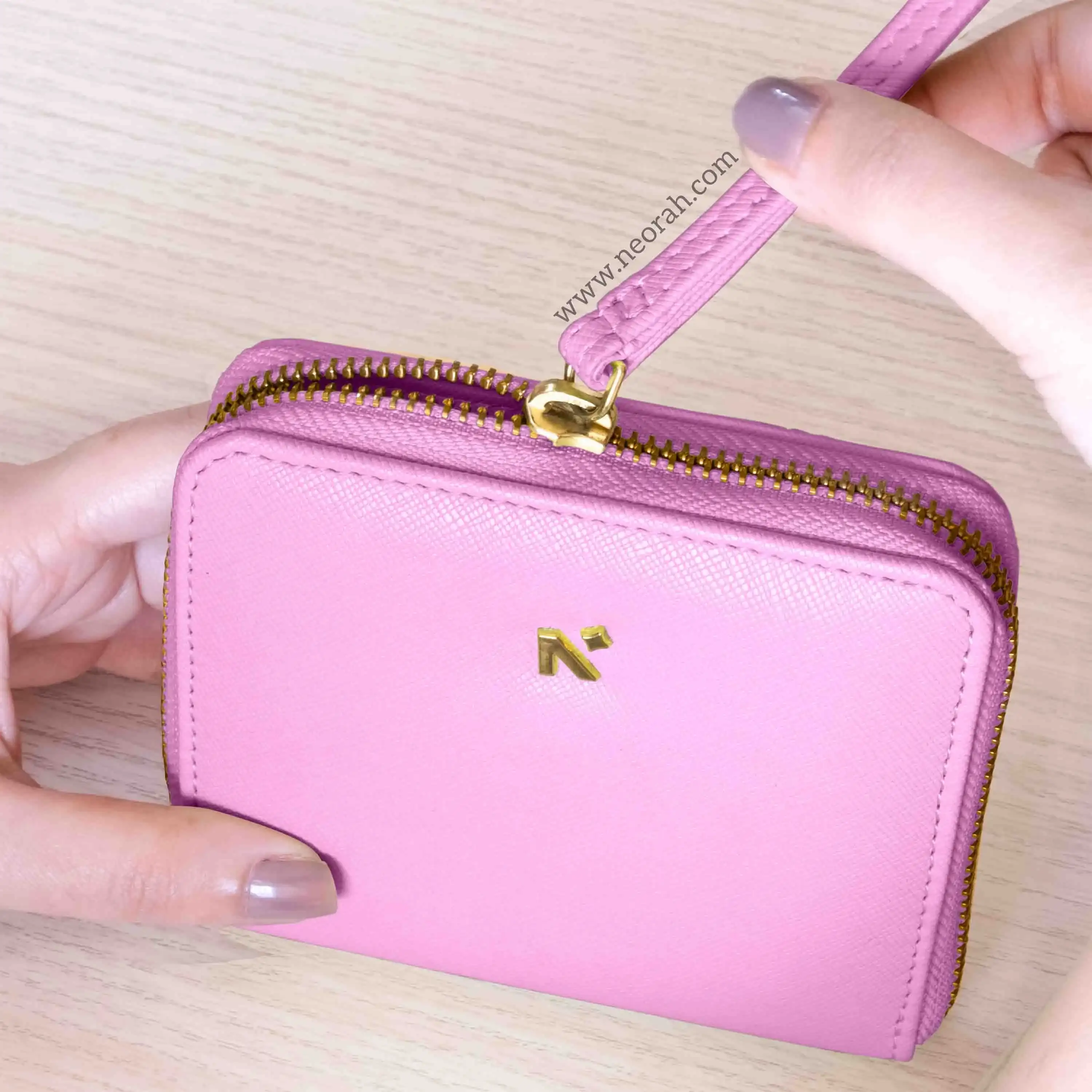 BIJOU - WOMEN ZIP AROUND WALLET WITH WRISTLET - Image 85