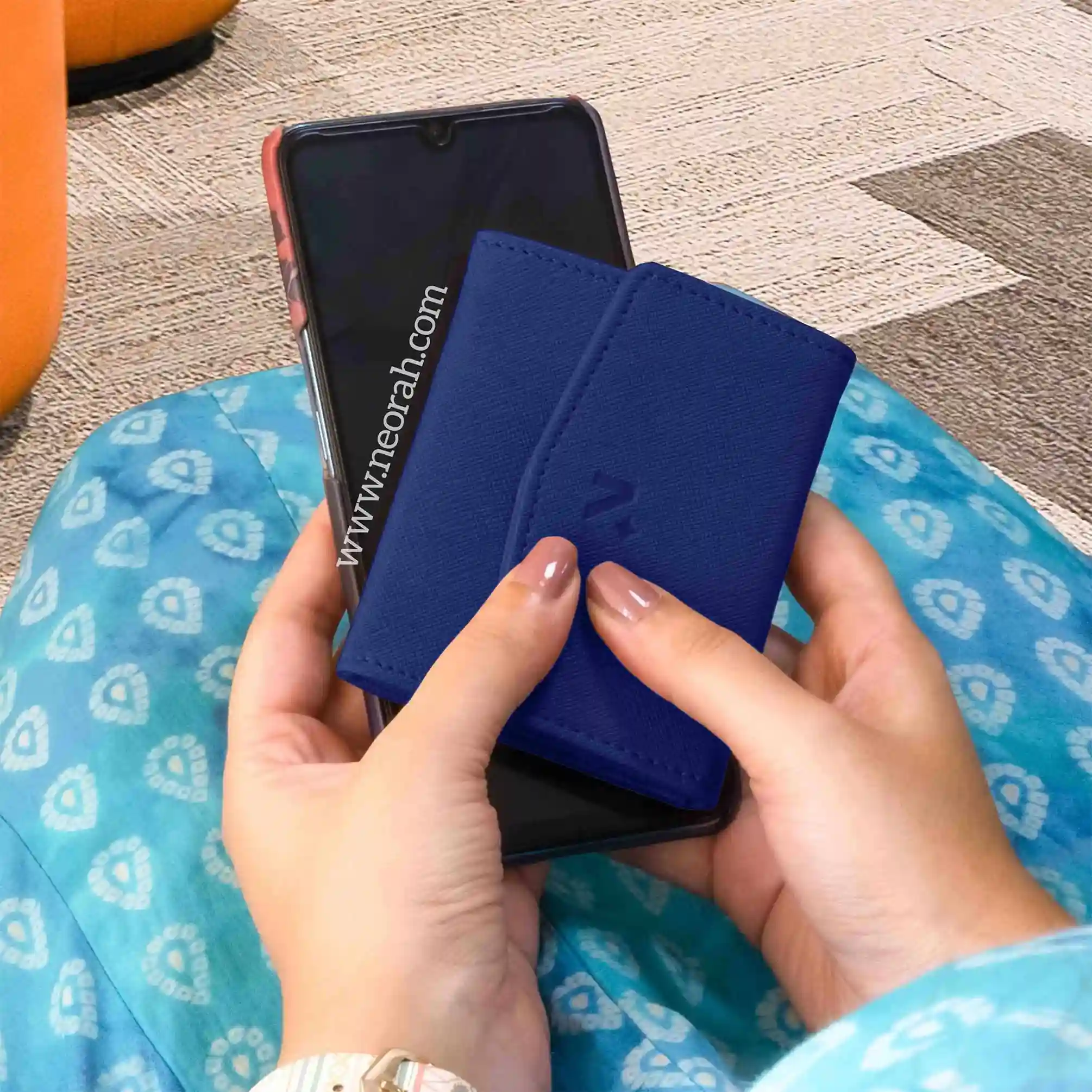 CARD WALLET WITH SNAP - Image 47