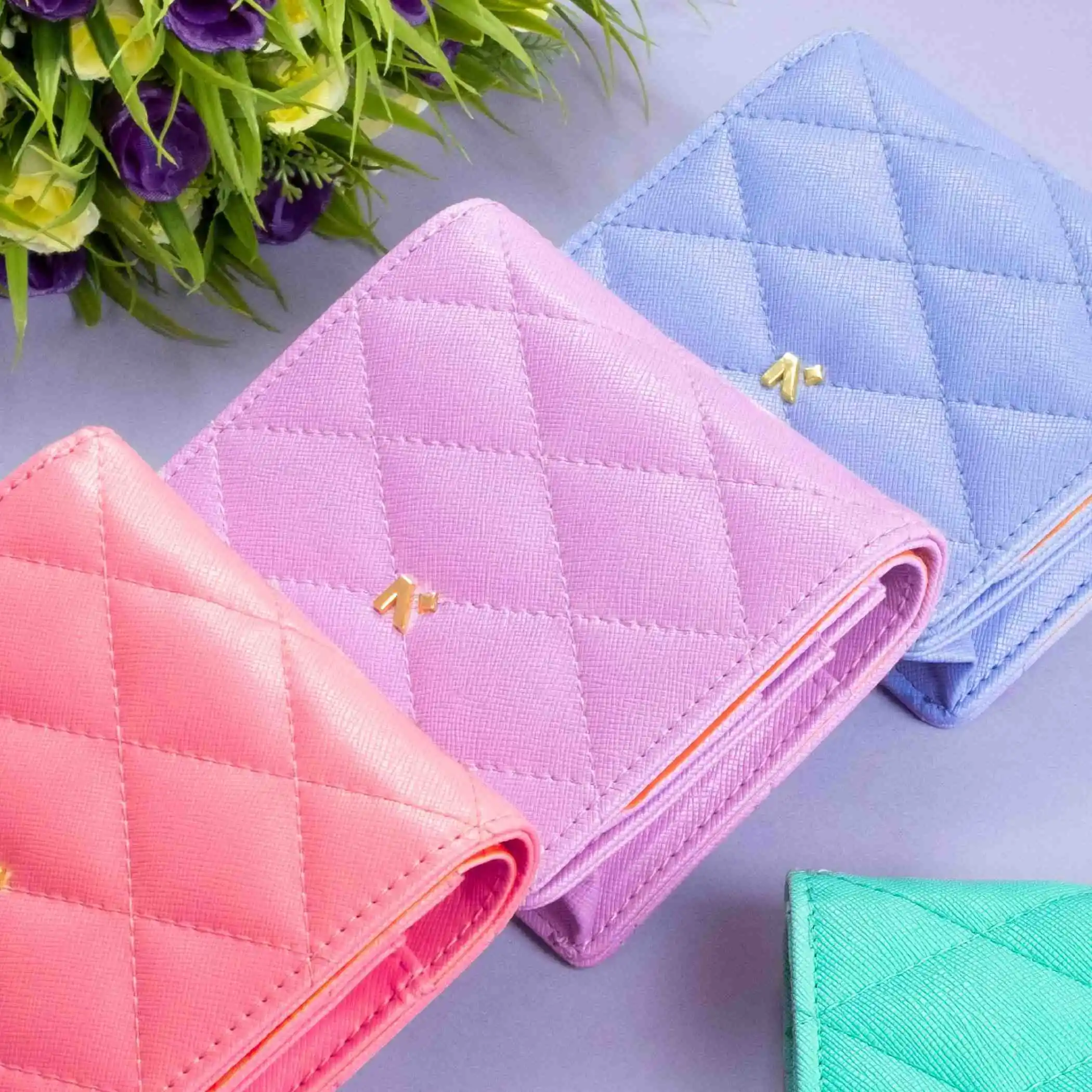 ENCHANTE - QUILTED SMALL WALLET - Image 16