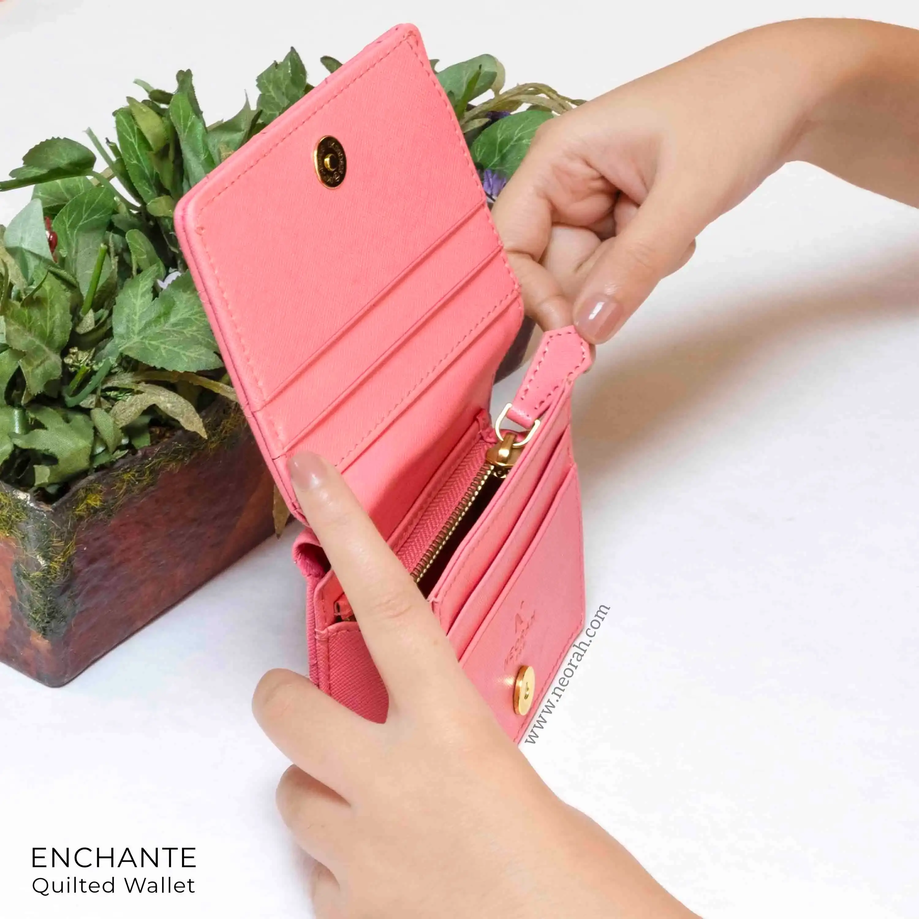 ENCHANTE - QUILTED SMALL WALLET - Image 58
