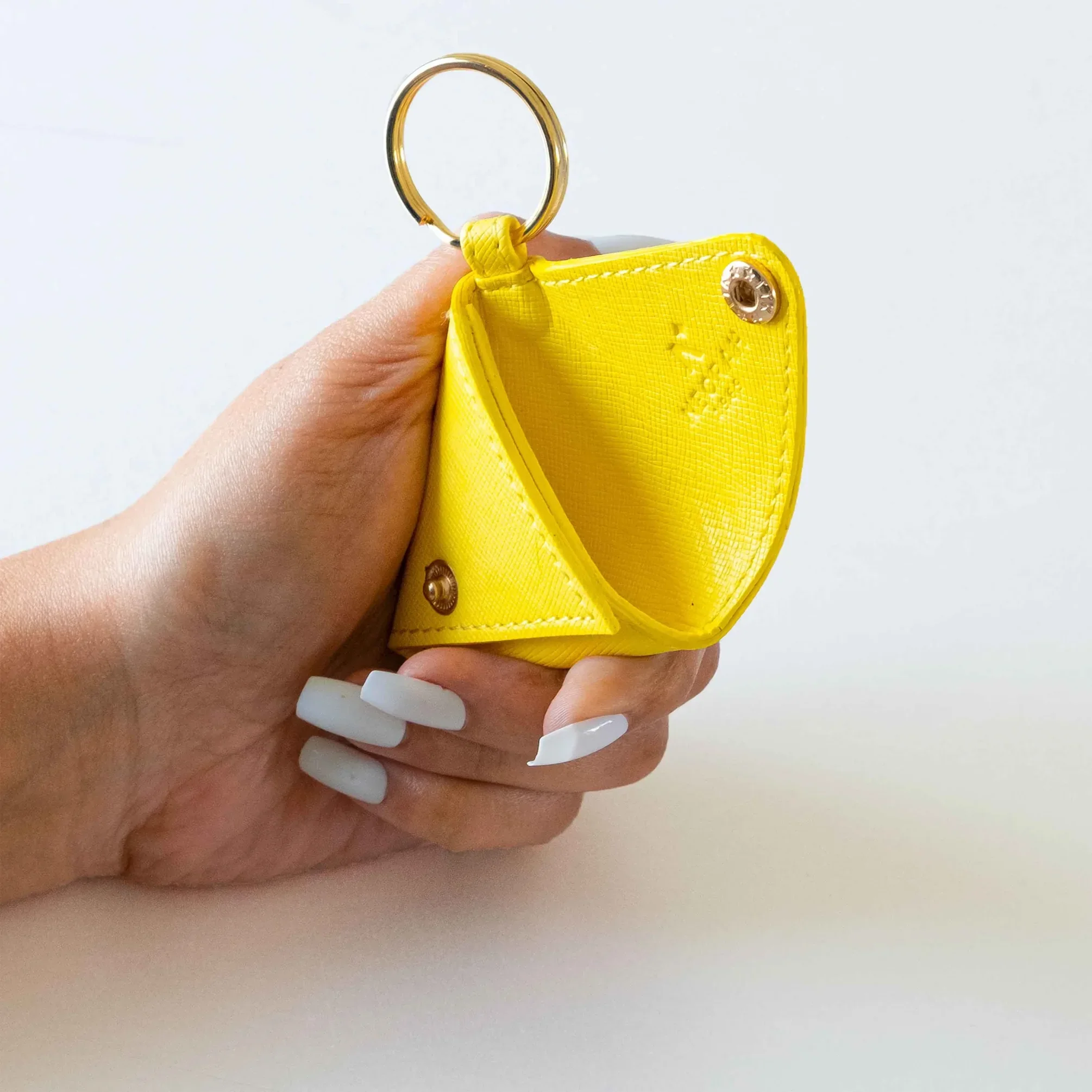 KEY CHAIN - TRIANGLE - Image 42