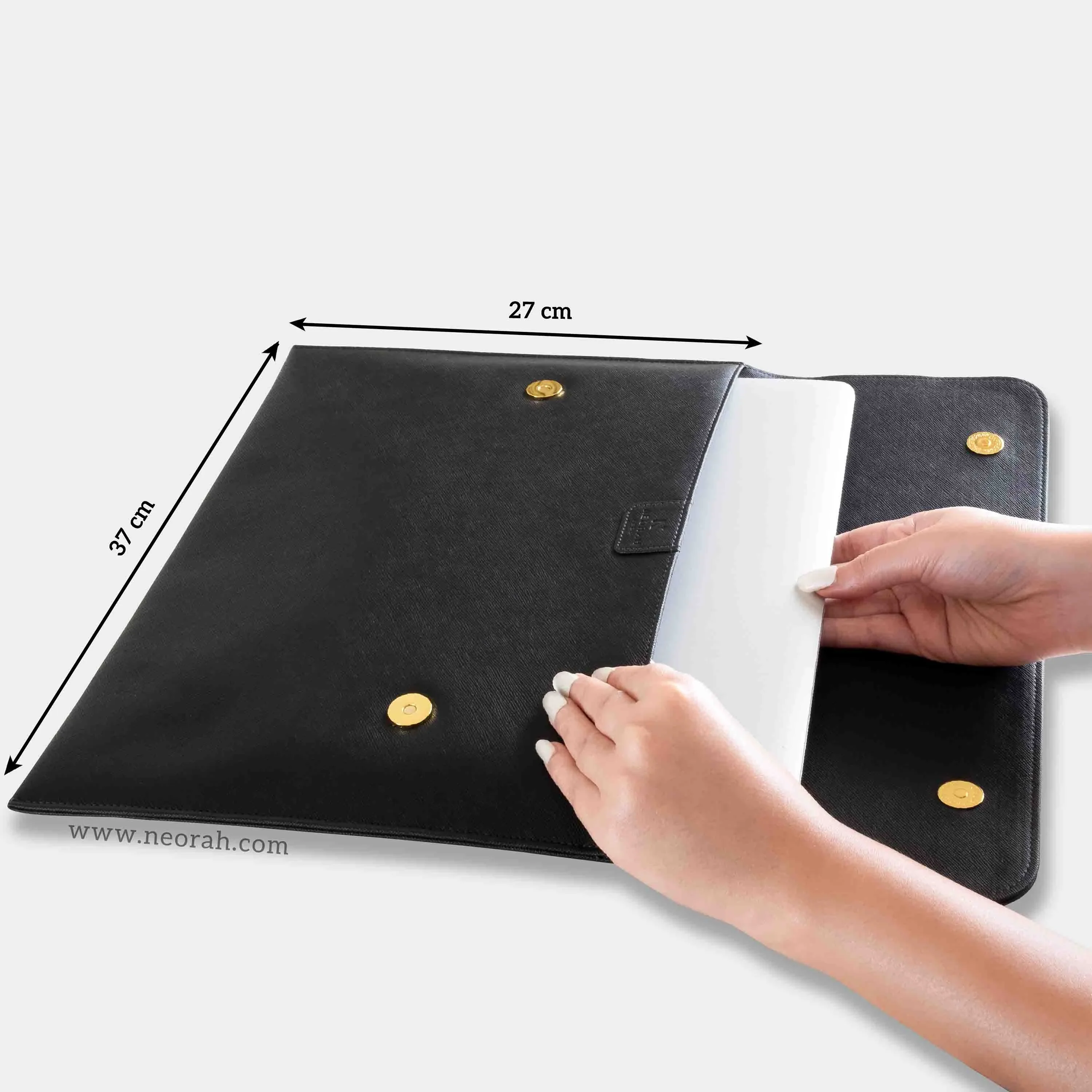 LAPTOP SLEEVE WITH FLAP + MAGNETIC CLOSURE - Image 13