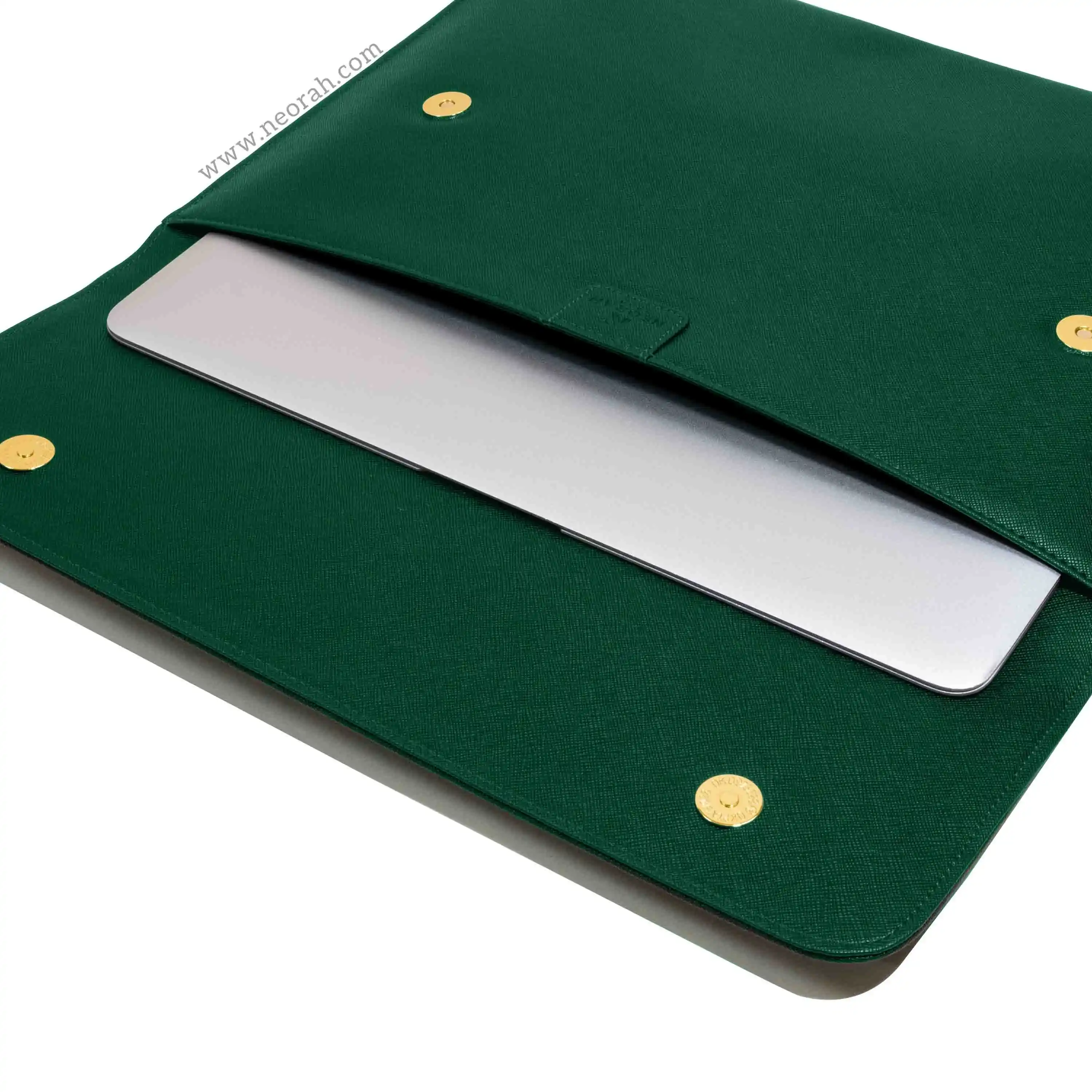 LAPTOP SLEEVE WITH FLAP + MAGNETIC CLOSURE - Image 38