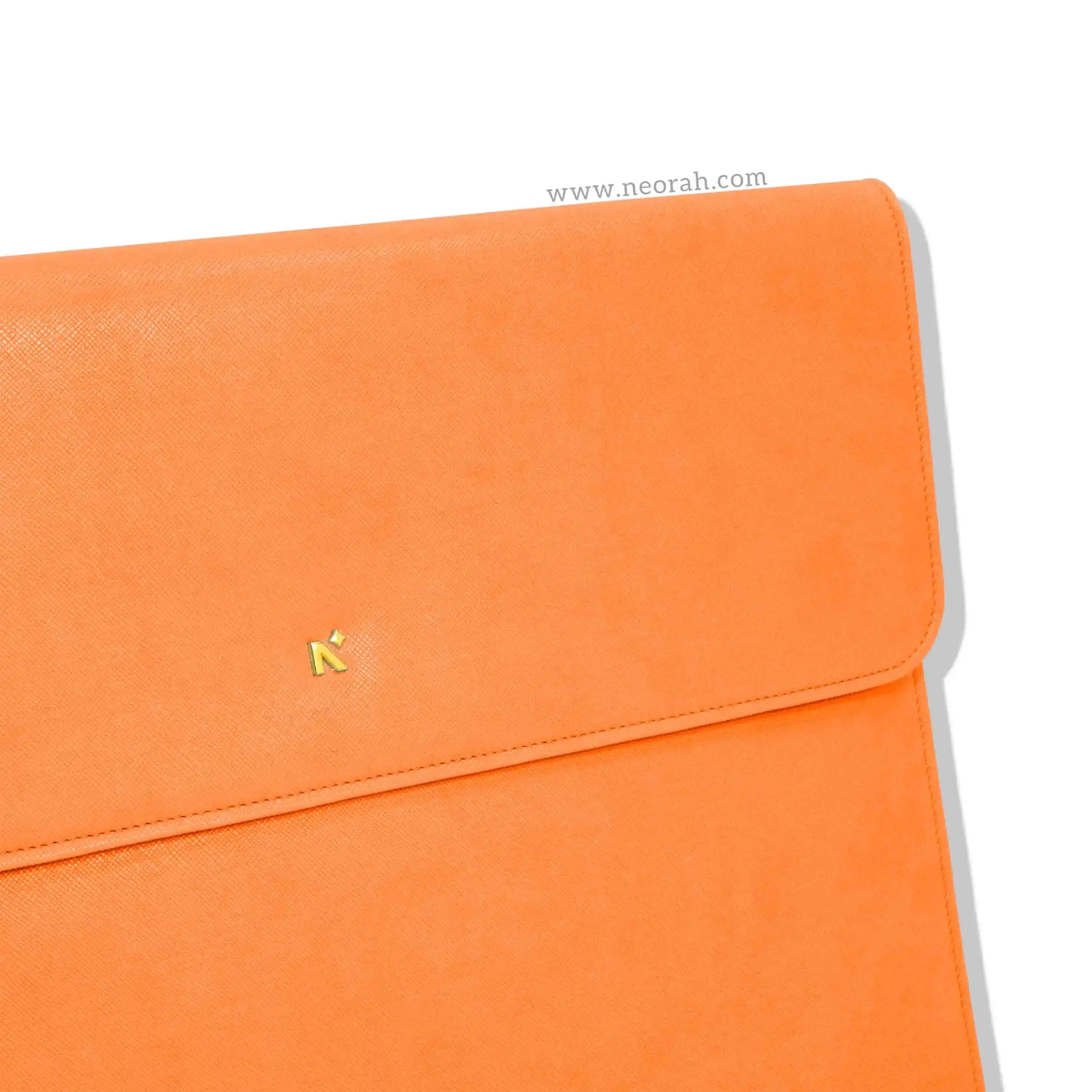 LAPTOP SLEEVE WITH FLAP + MAGNETIC CLOSURE - Image 67