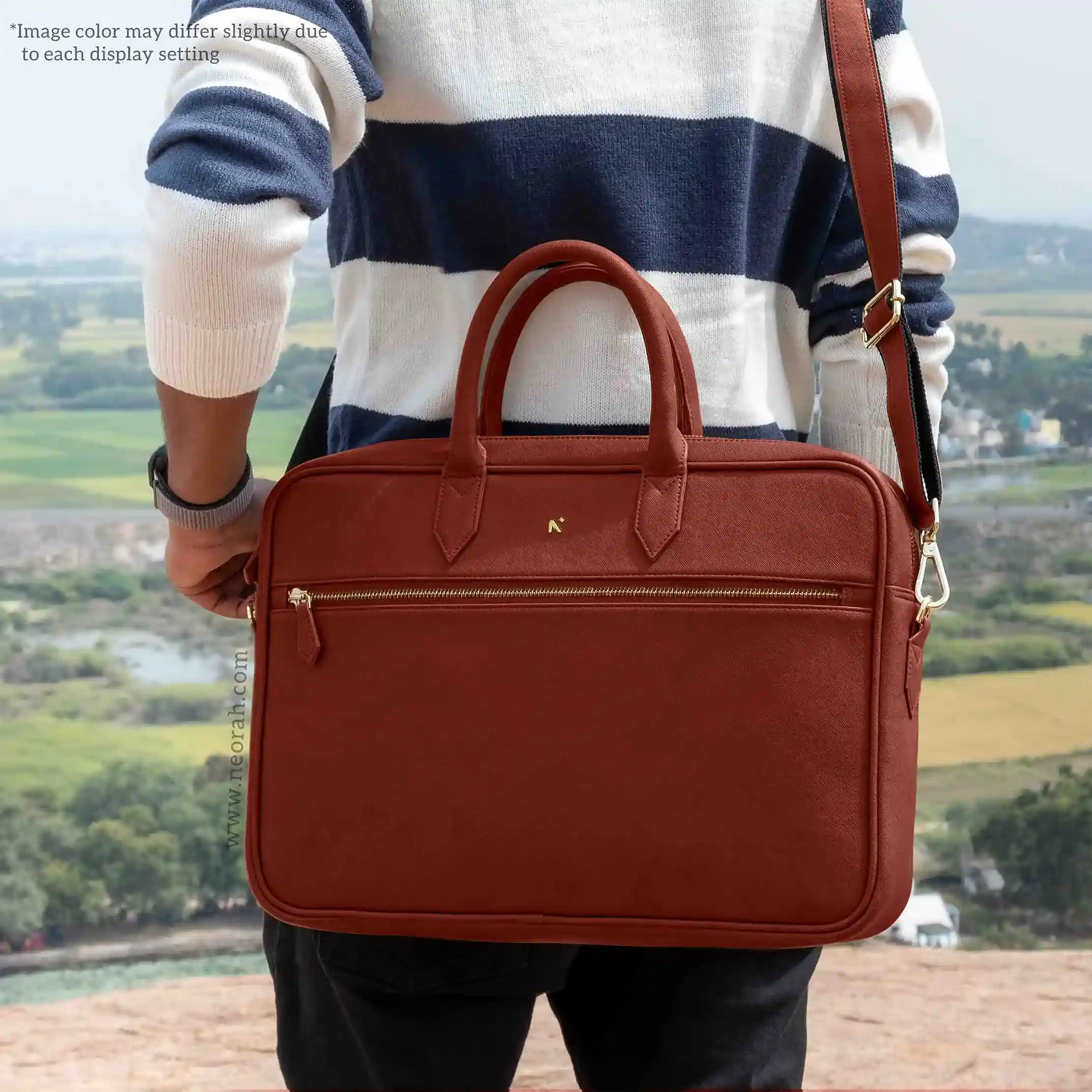 MESSENGER BAG - Image 14