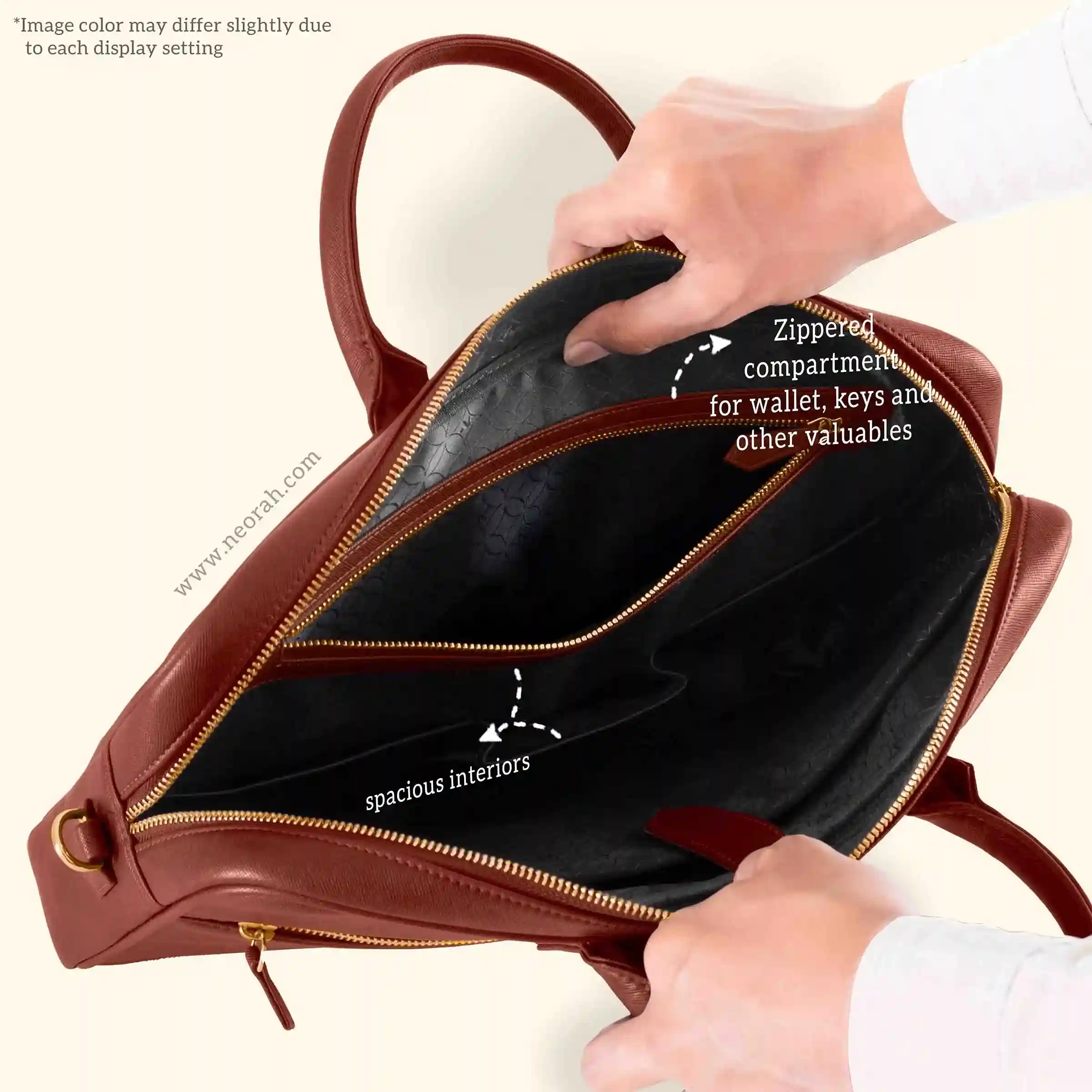 MESSENGER BAG - Image 17