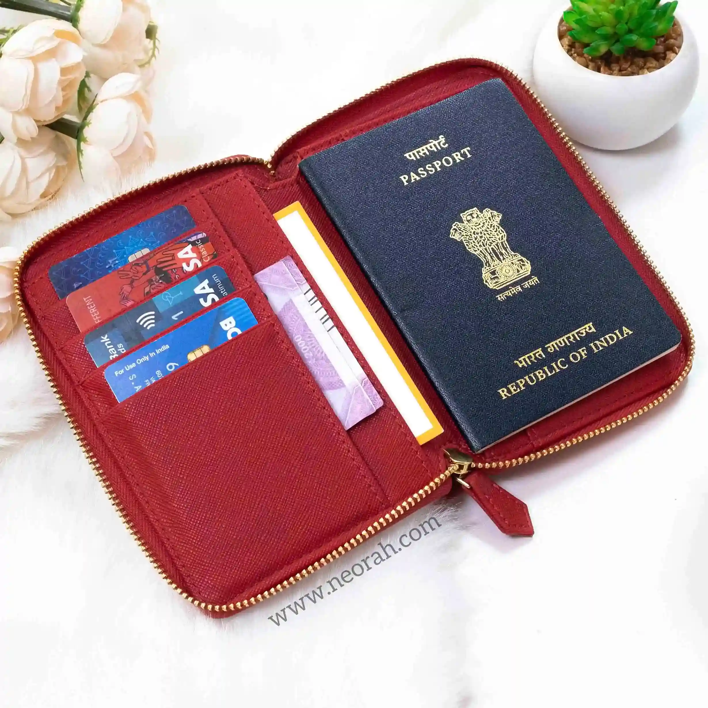 B7 - ORGANISER / PASSPORT COVER - ZIP - Image 107