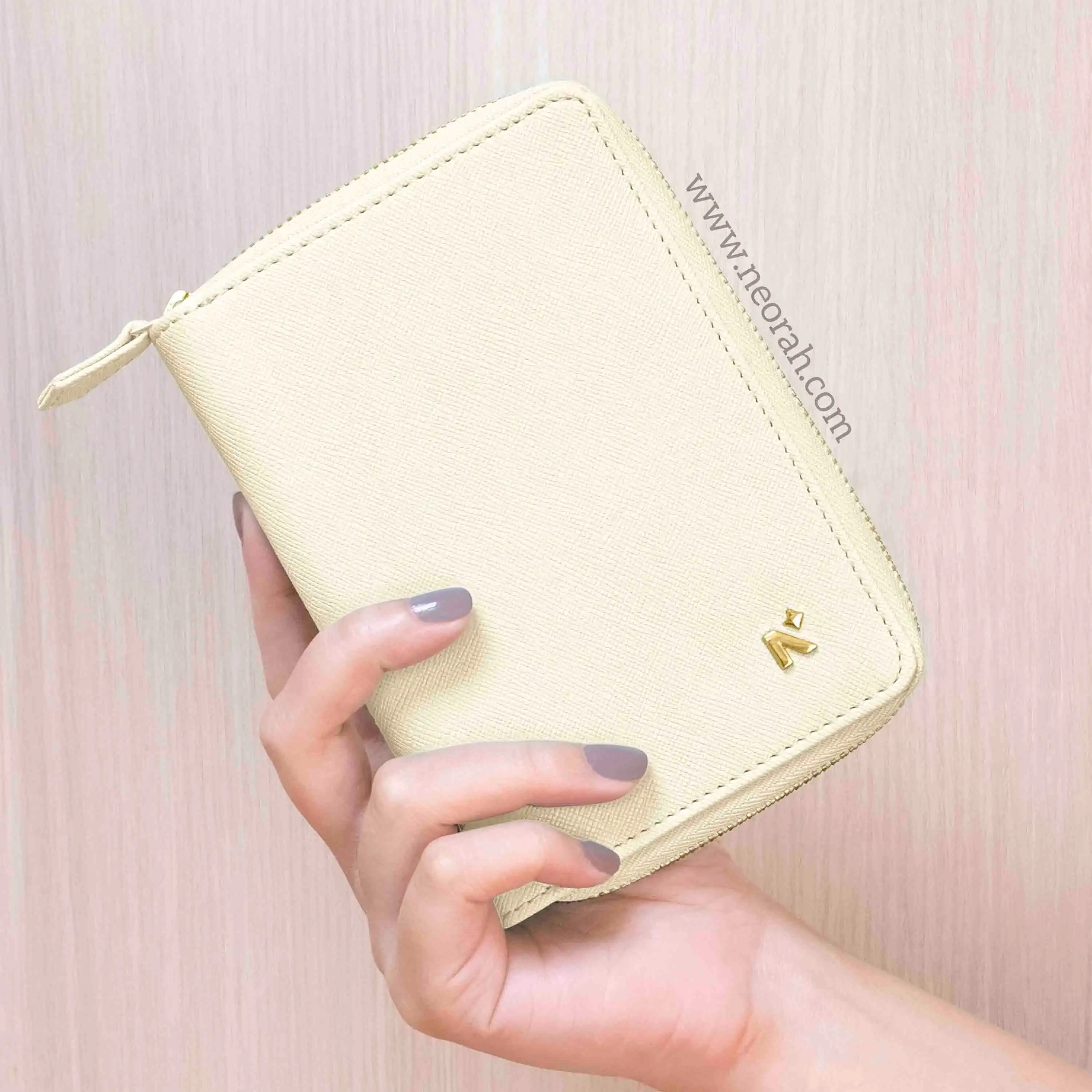 B7 - ORGANISER / PASSPORT COVER - ZIP - Image 112