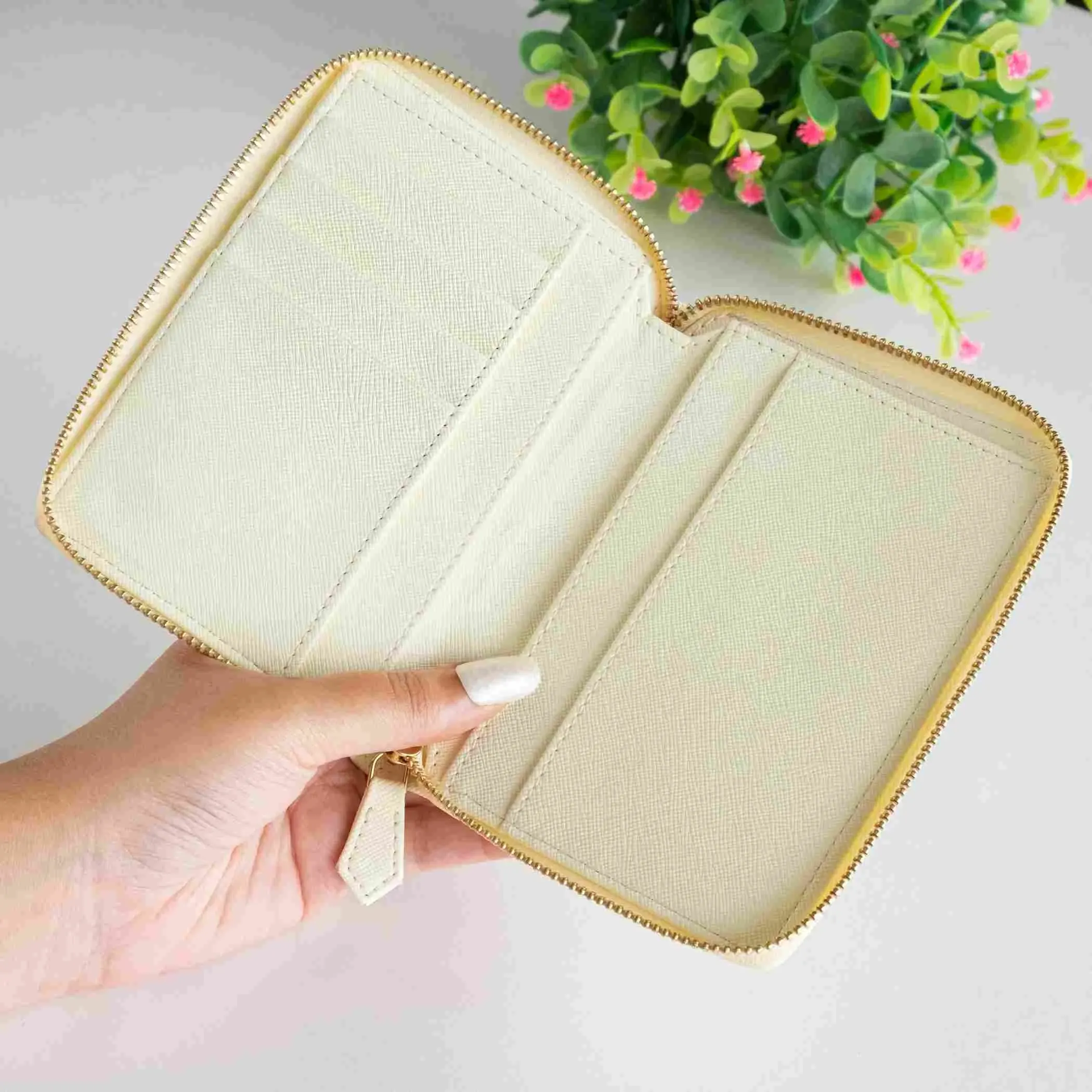 B7 - ORGANISER / PASSPORT COVER - ZIP - Image 7