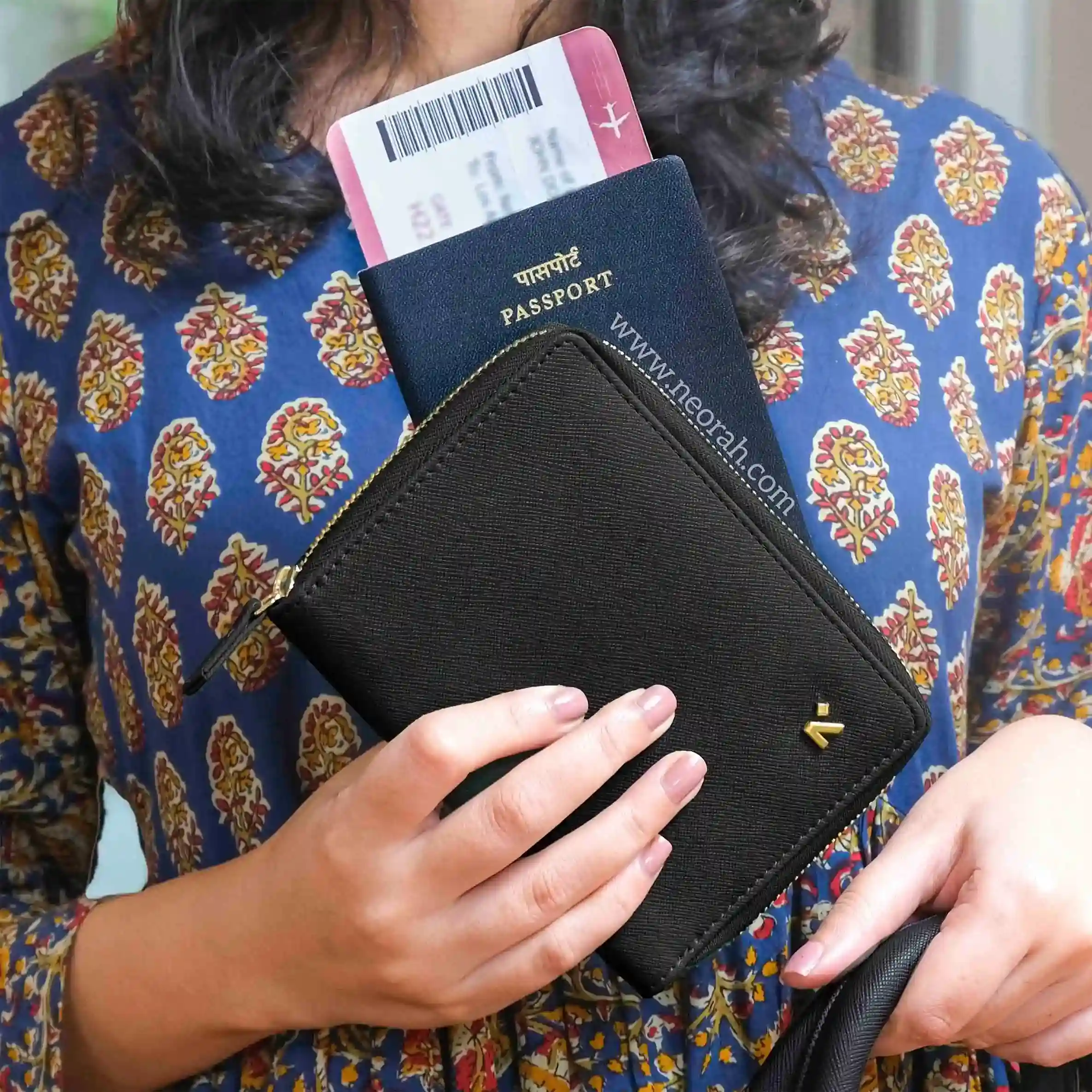 B7 - ORGANISER / PASSPORT COVER - ZIP - Image 98