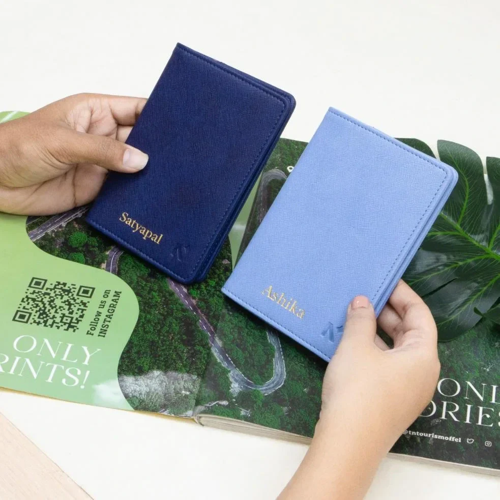 B7 - ORGANISER / PASSPORT COVER - Image 27