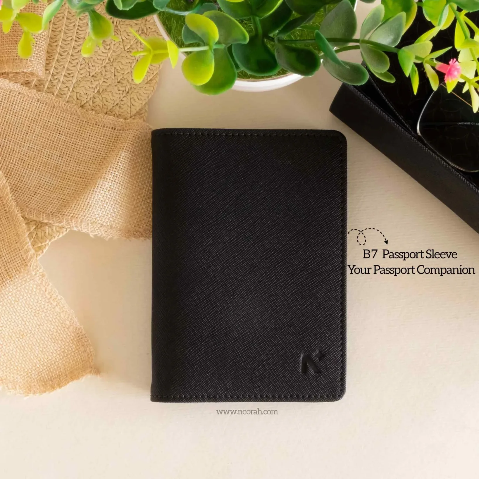 B7 - ORGANISER / PASSPORT COVER - Image 33