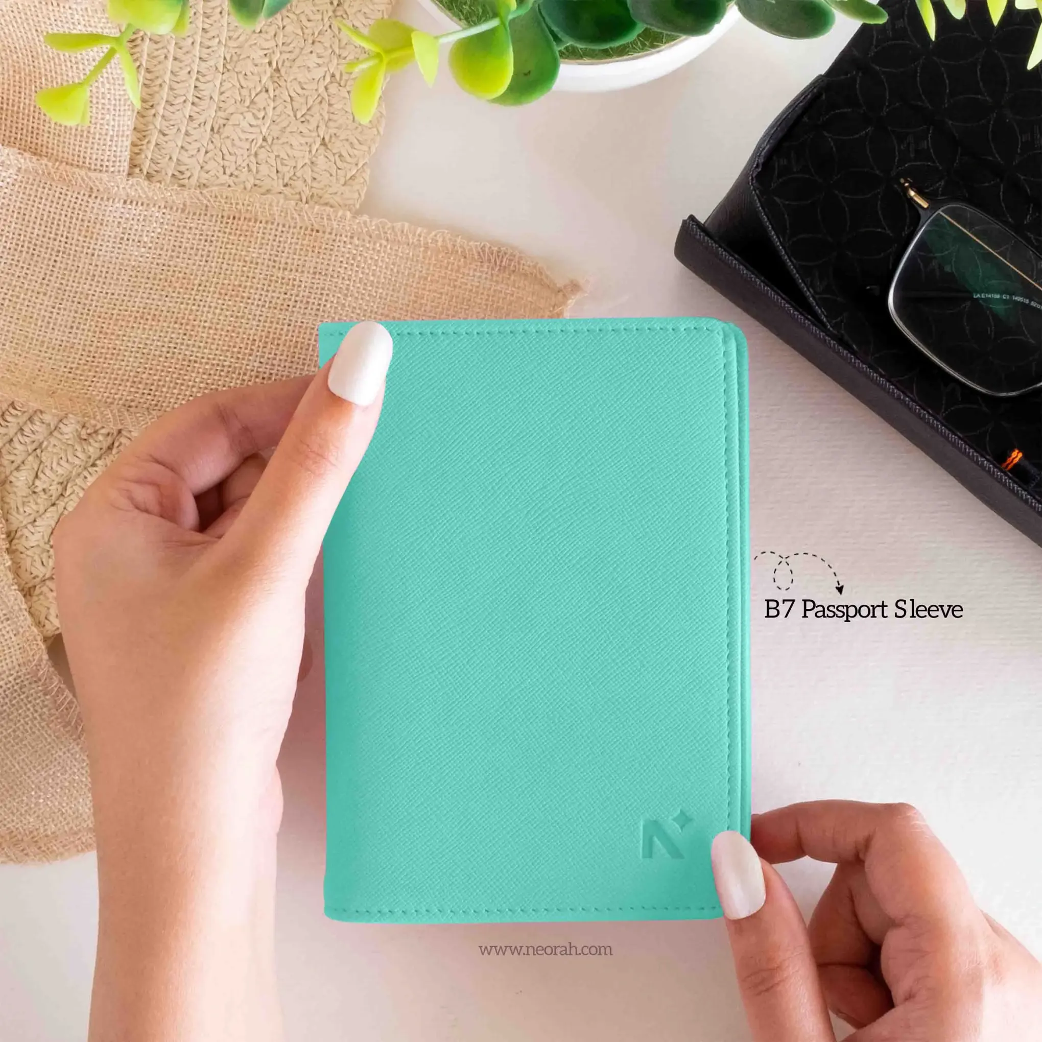 B7 - ORGANISER / PASSPORT COVER - Image 62