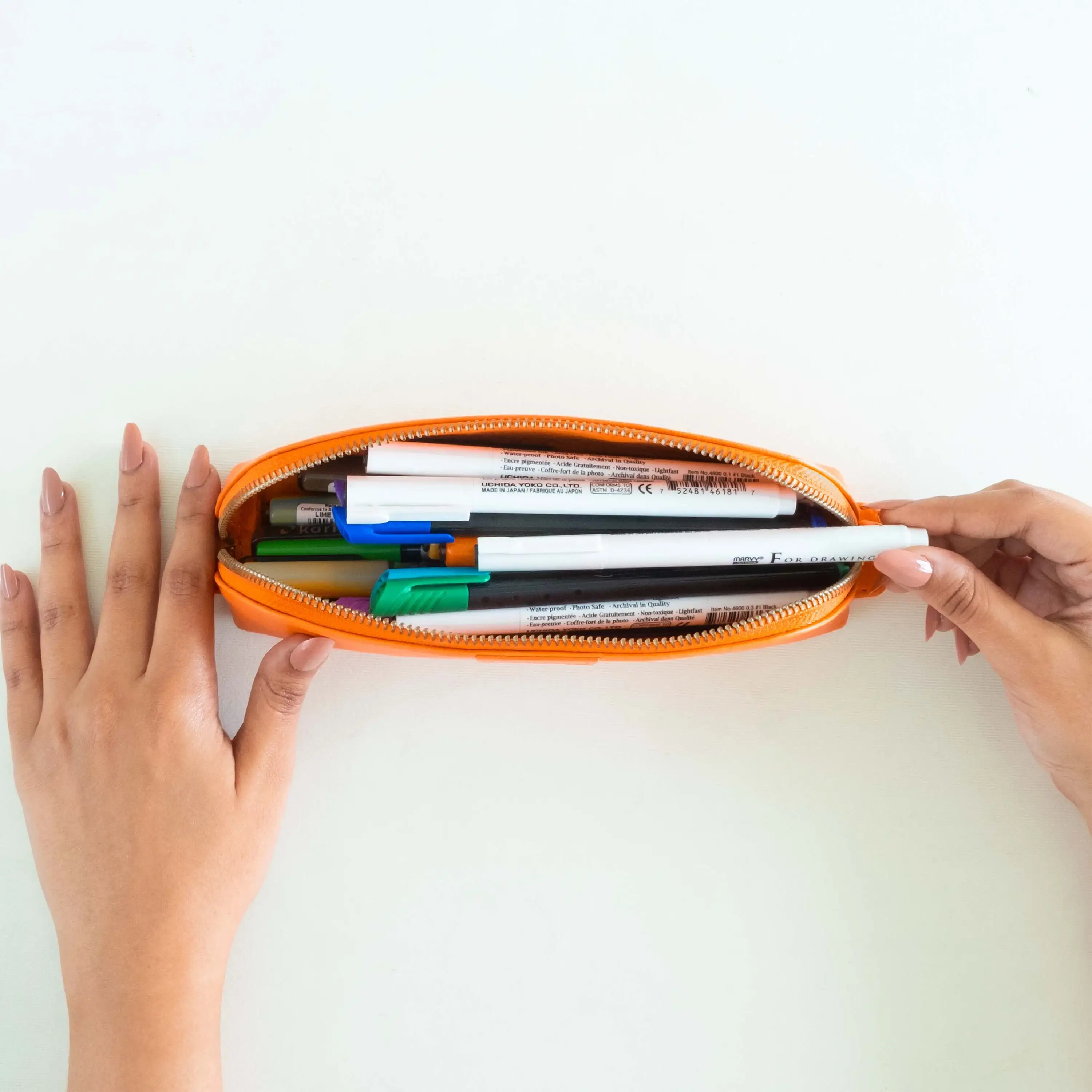 PENCIL POUCH - TRIANGLE - Image 107