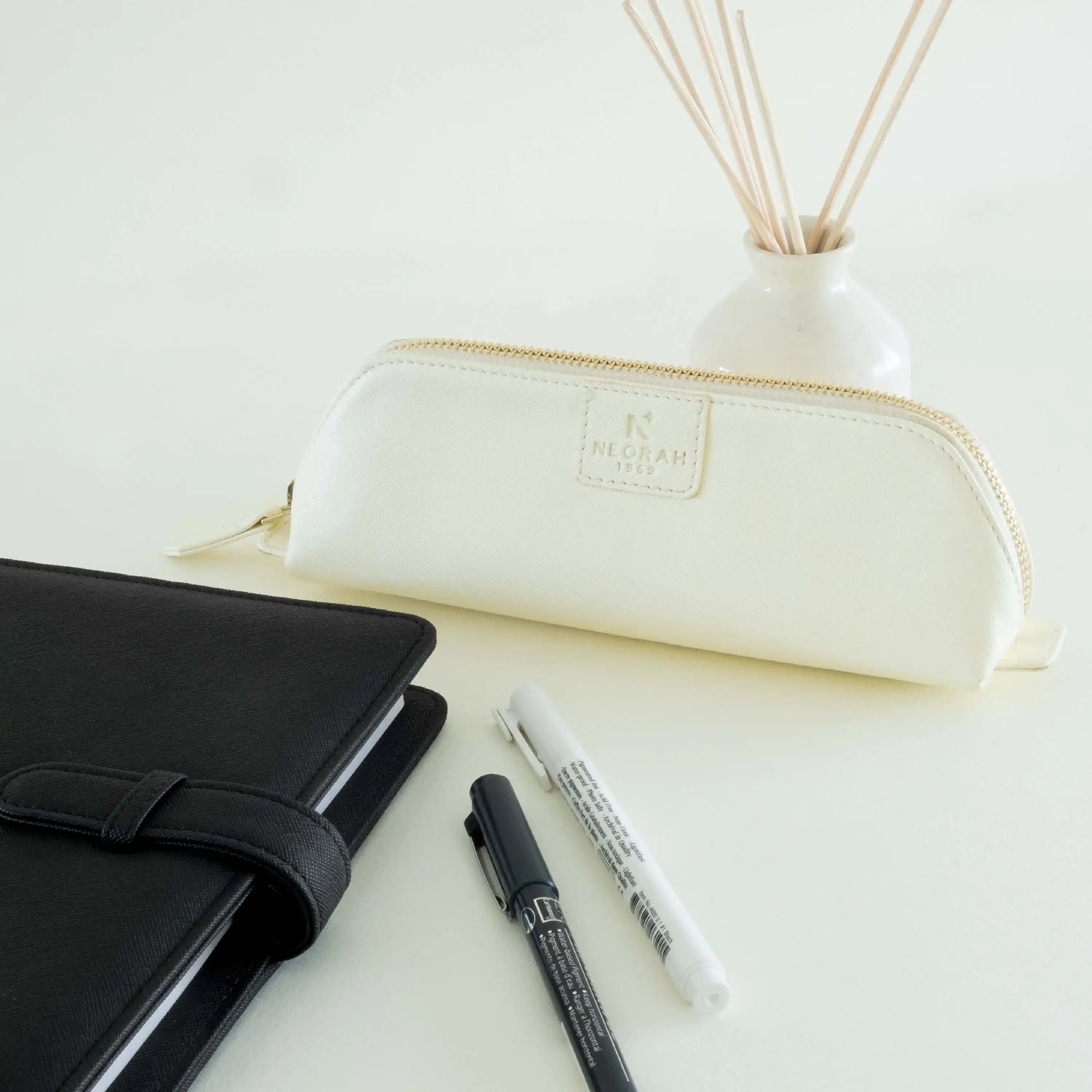 PENCIL POUCH - TRIANGLE - Image 11