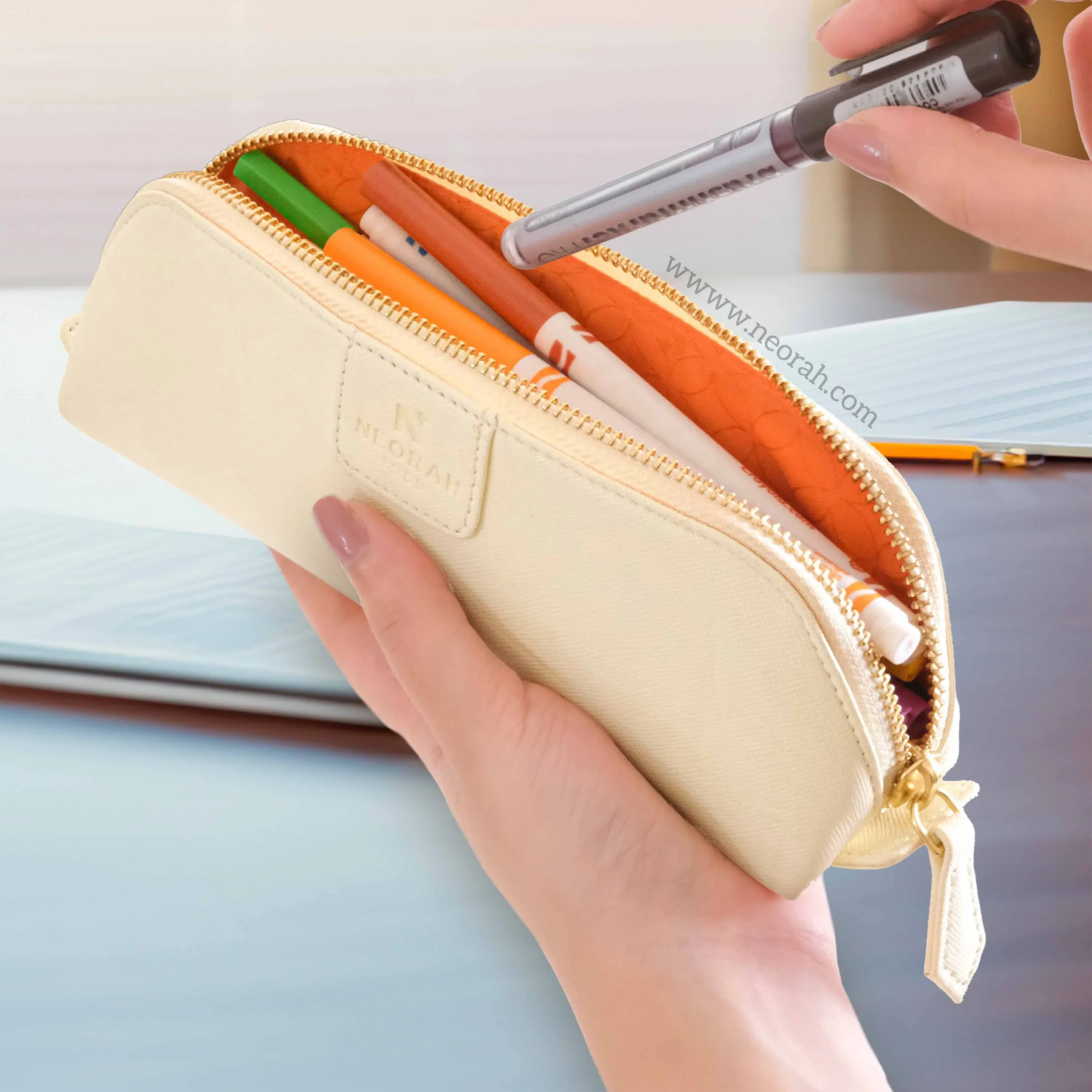 PENCIL POUCH - TRIANGLE - Image 4