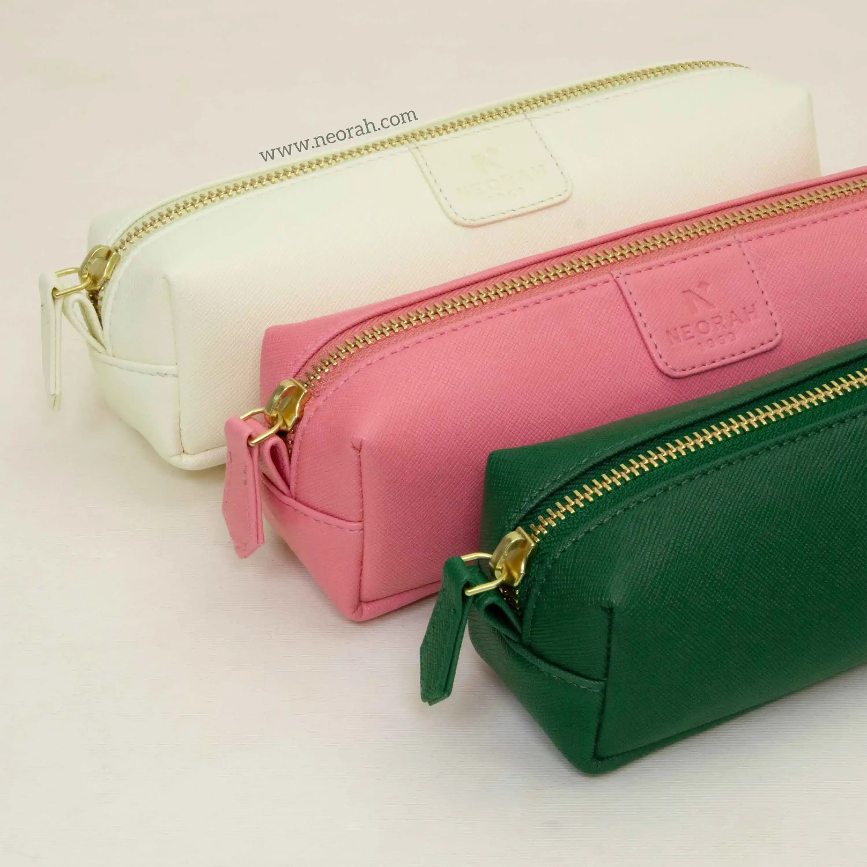 PEN POUCH - SQUARE - Image 100