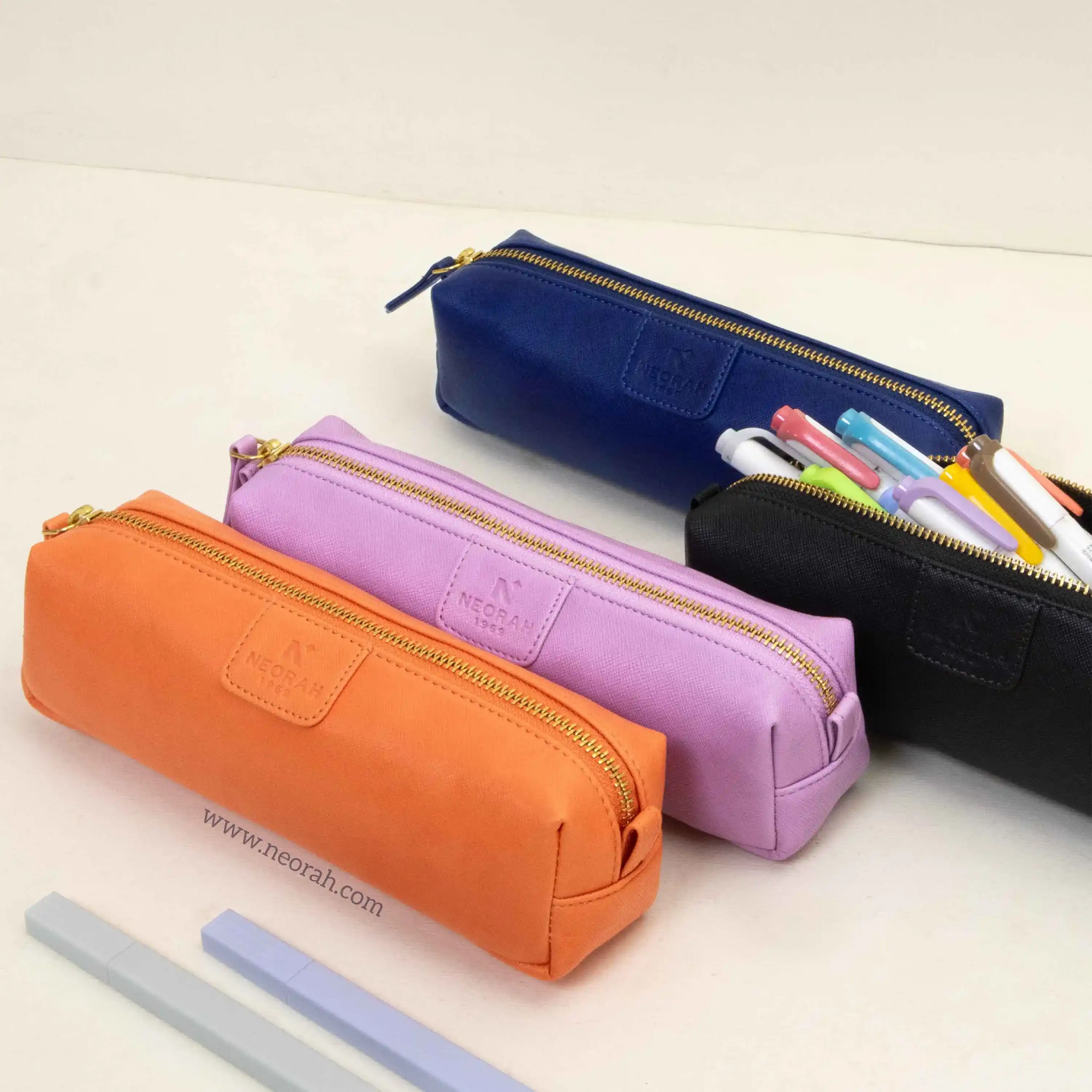 PEN POUCH - SQUARE - Image 109