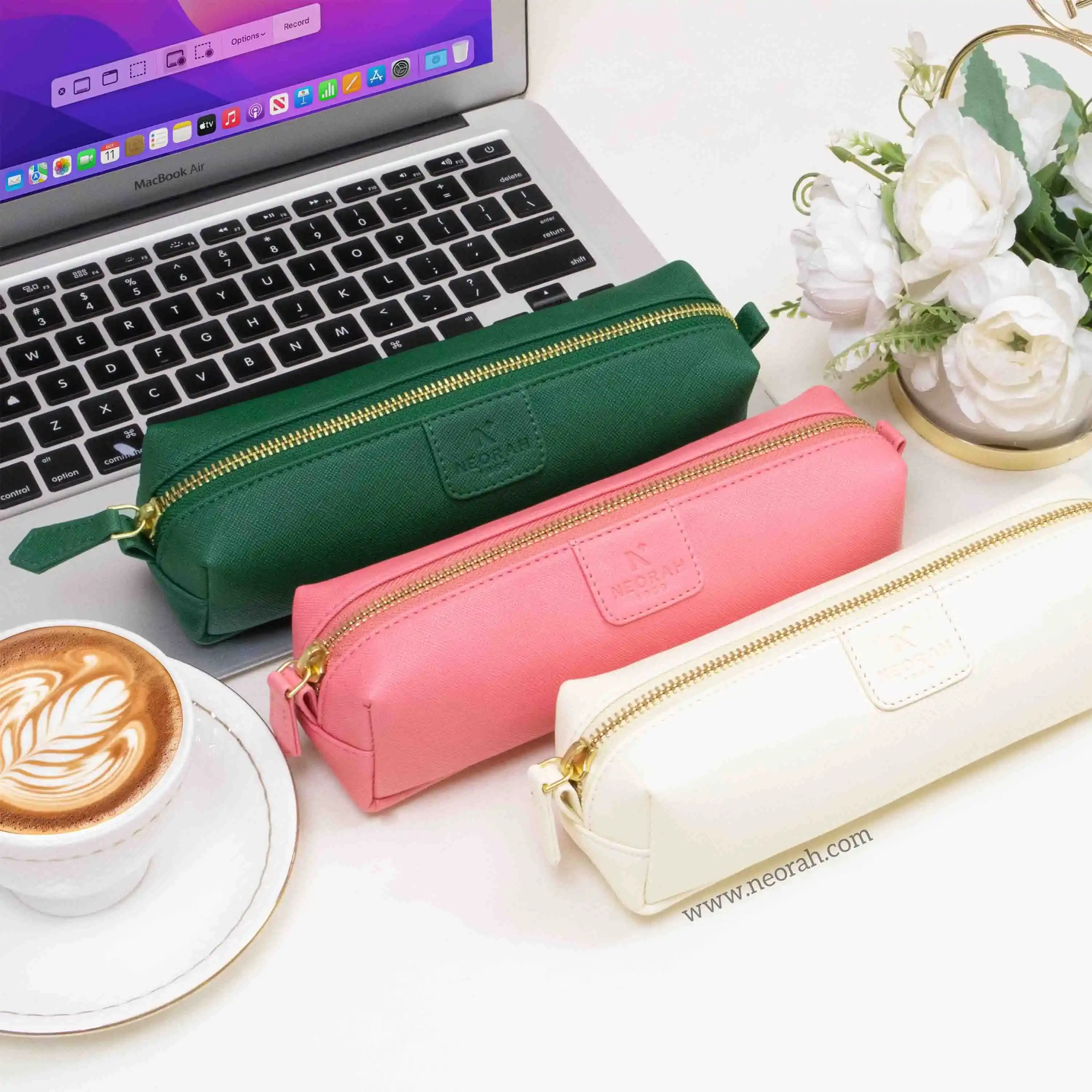 PEN POUCH - SQUARE - Image 124