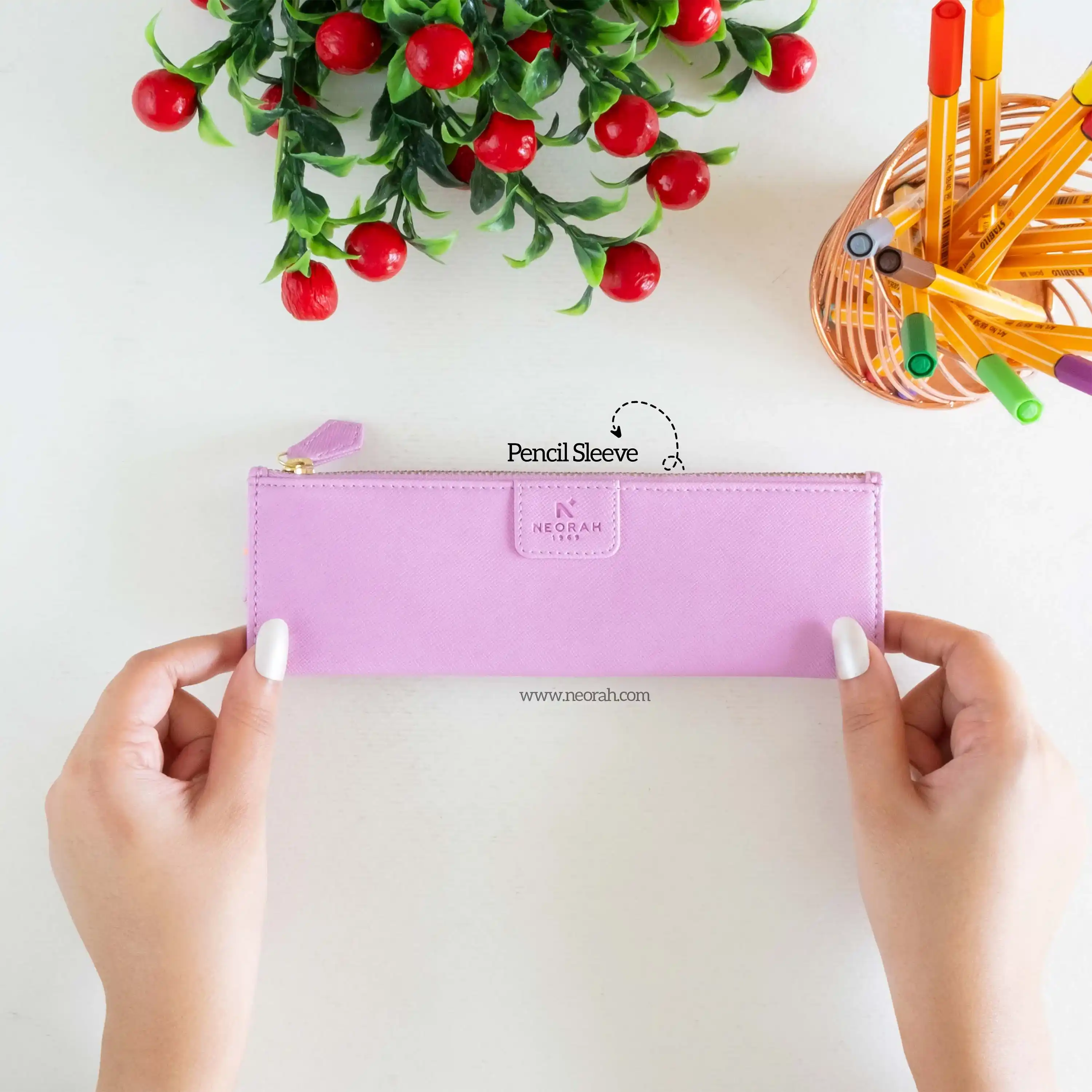 PEN SLEEVE - Image 113