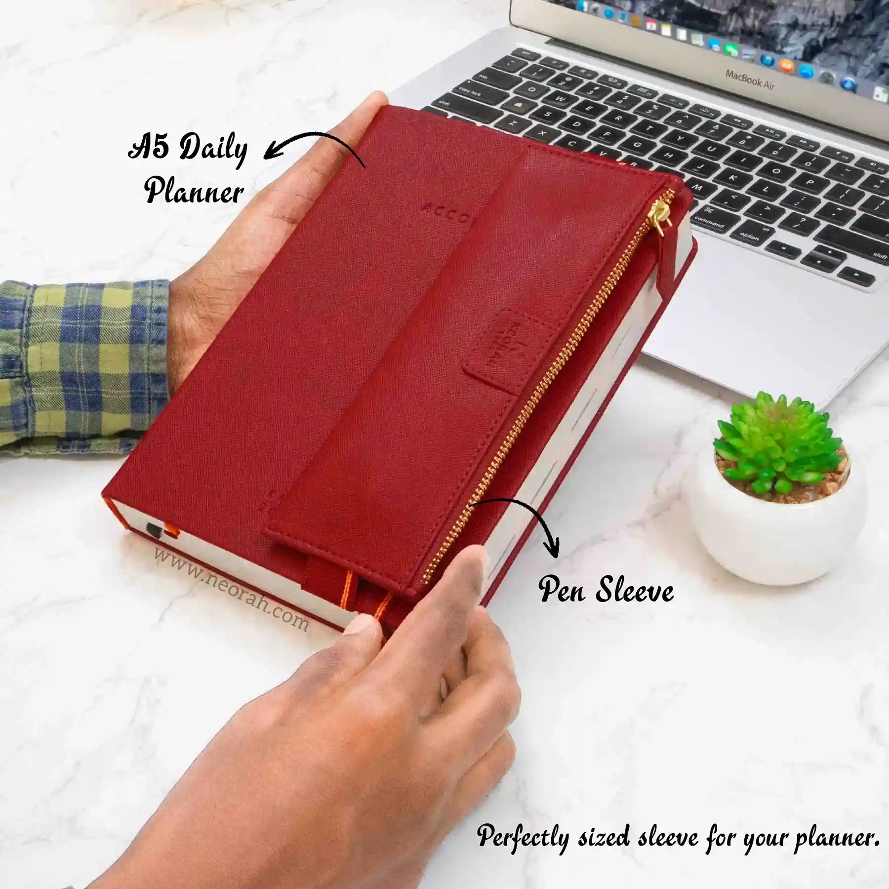 PEN SLEEVE - Image 12