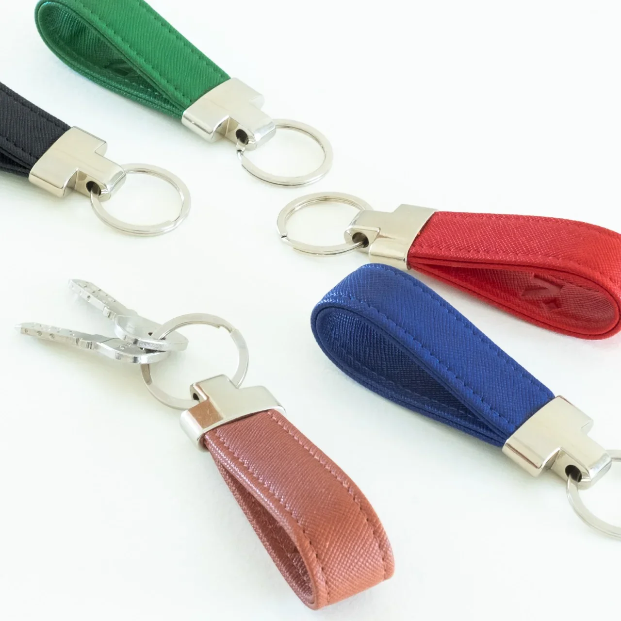 VEGAN LEATHER - METAL KEYCHAIN - Image 10
