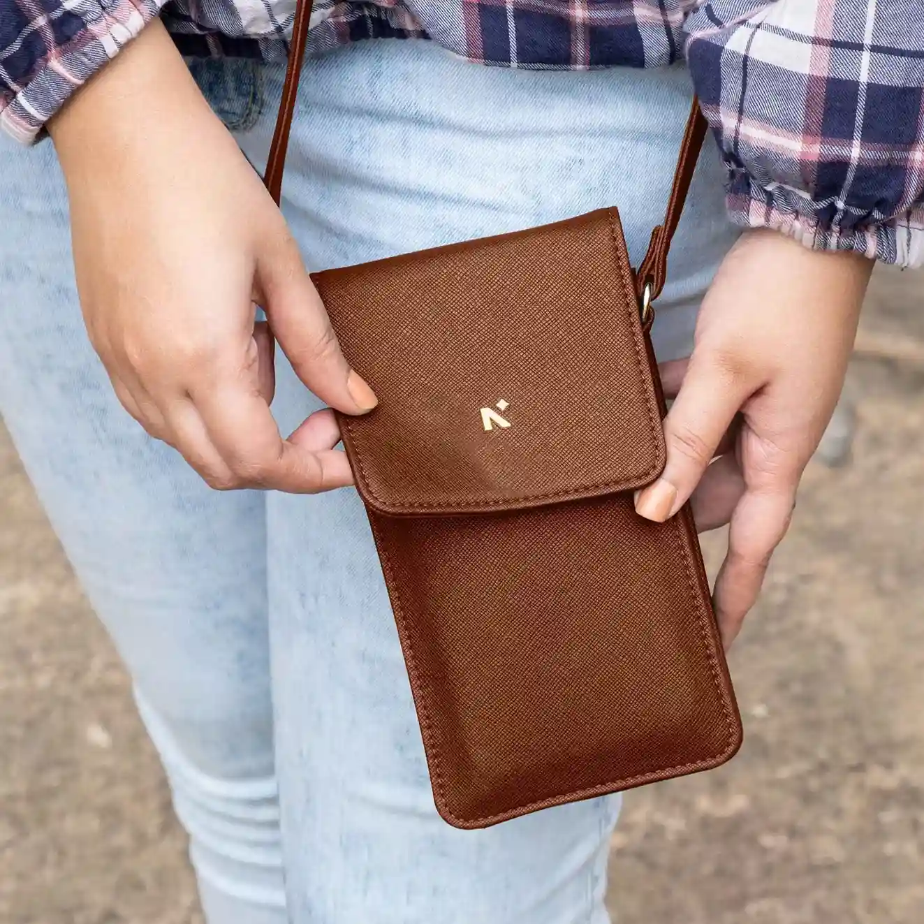 ELLA | SLING BAG - Image 26