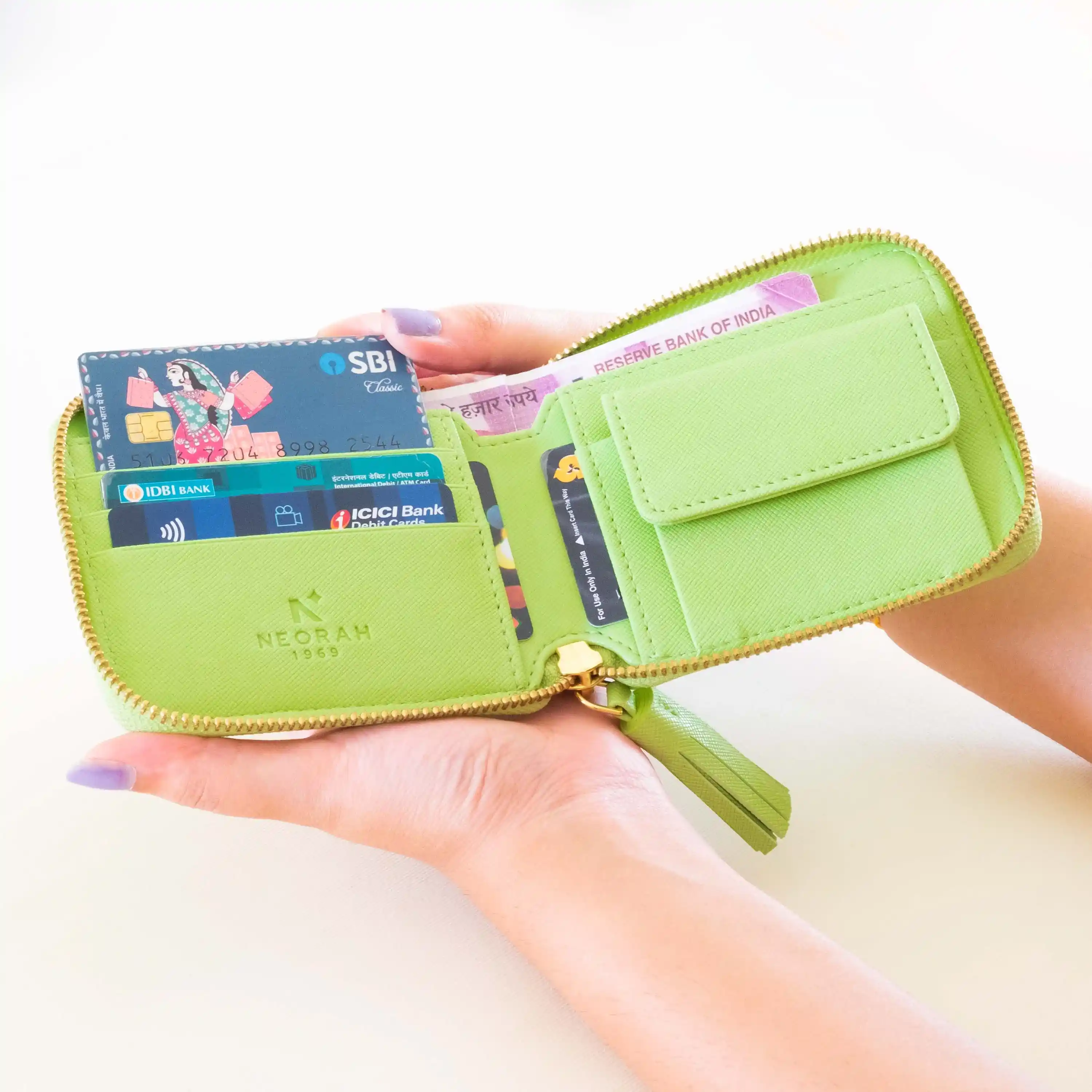 SVELTE – ZIPPER CARD & COIN POCKET WALLET - Image 38