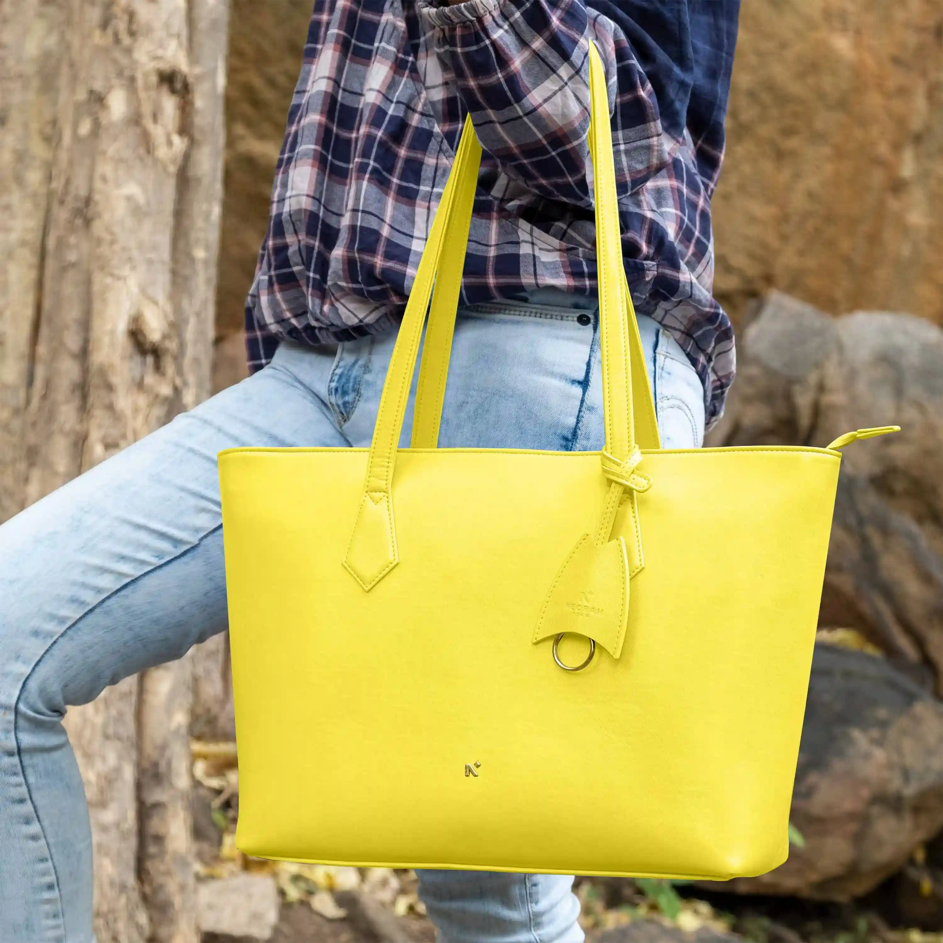 CLASSIC TOTE BAG - Image 141