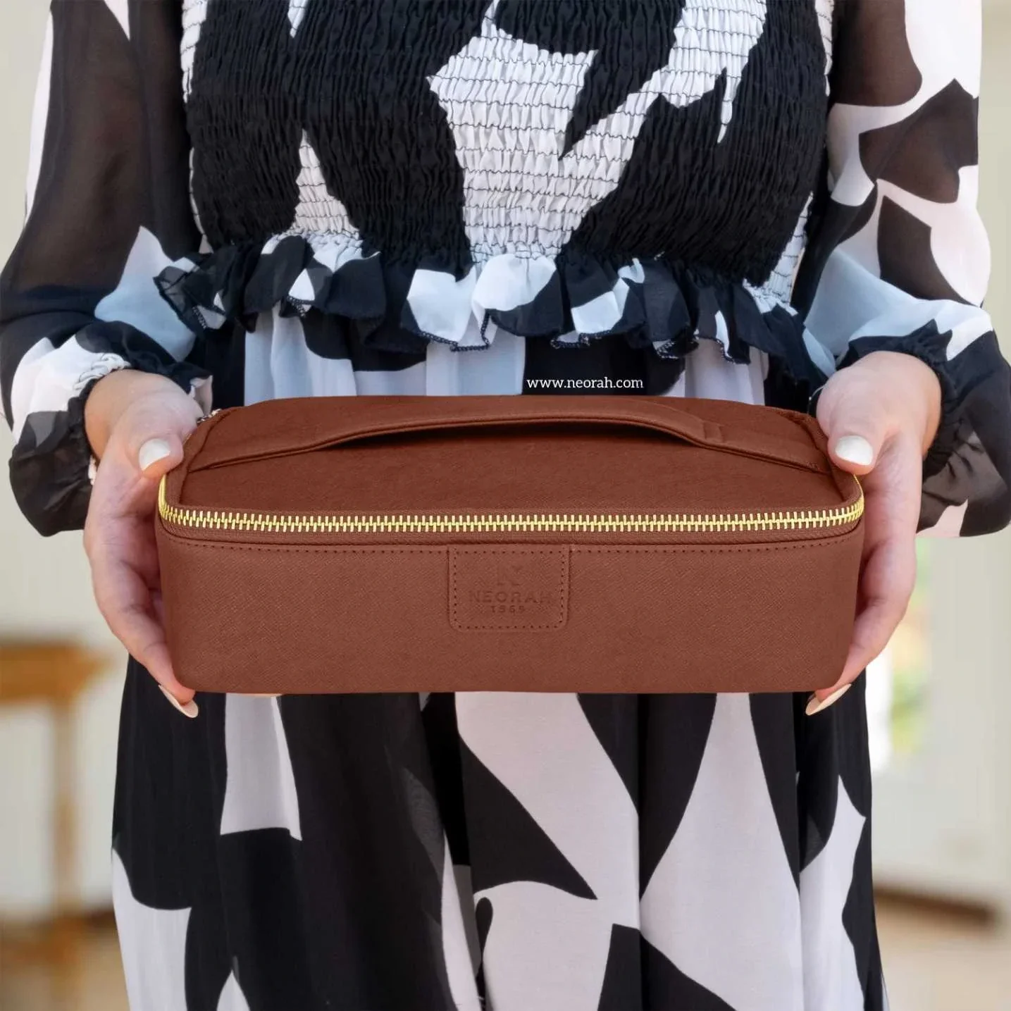 TRAVEL ORGANISER POUCH - Image 28