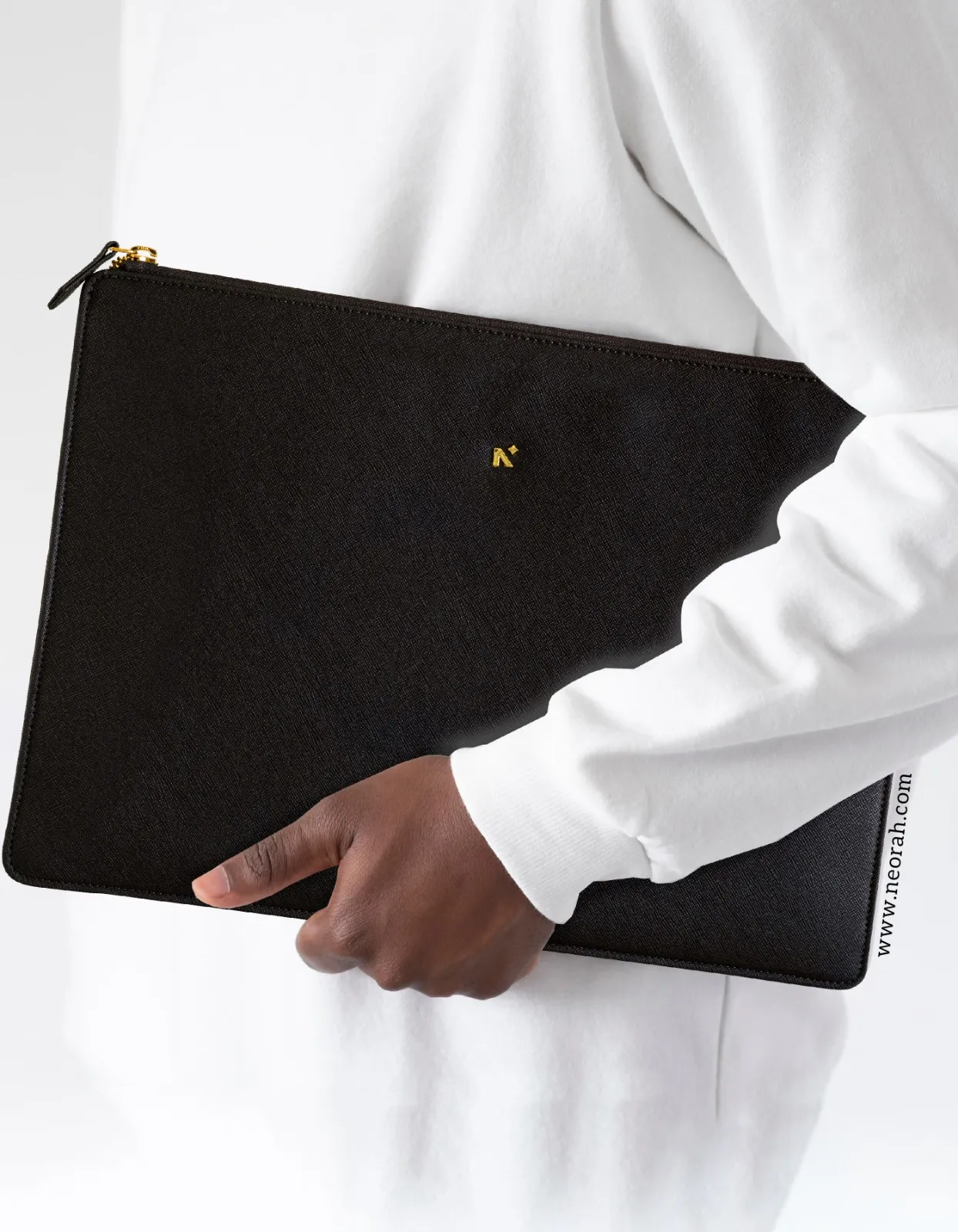 LAPTOP SLEEVE - ZIPPER